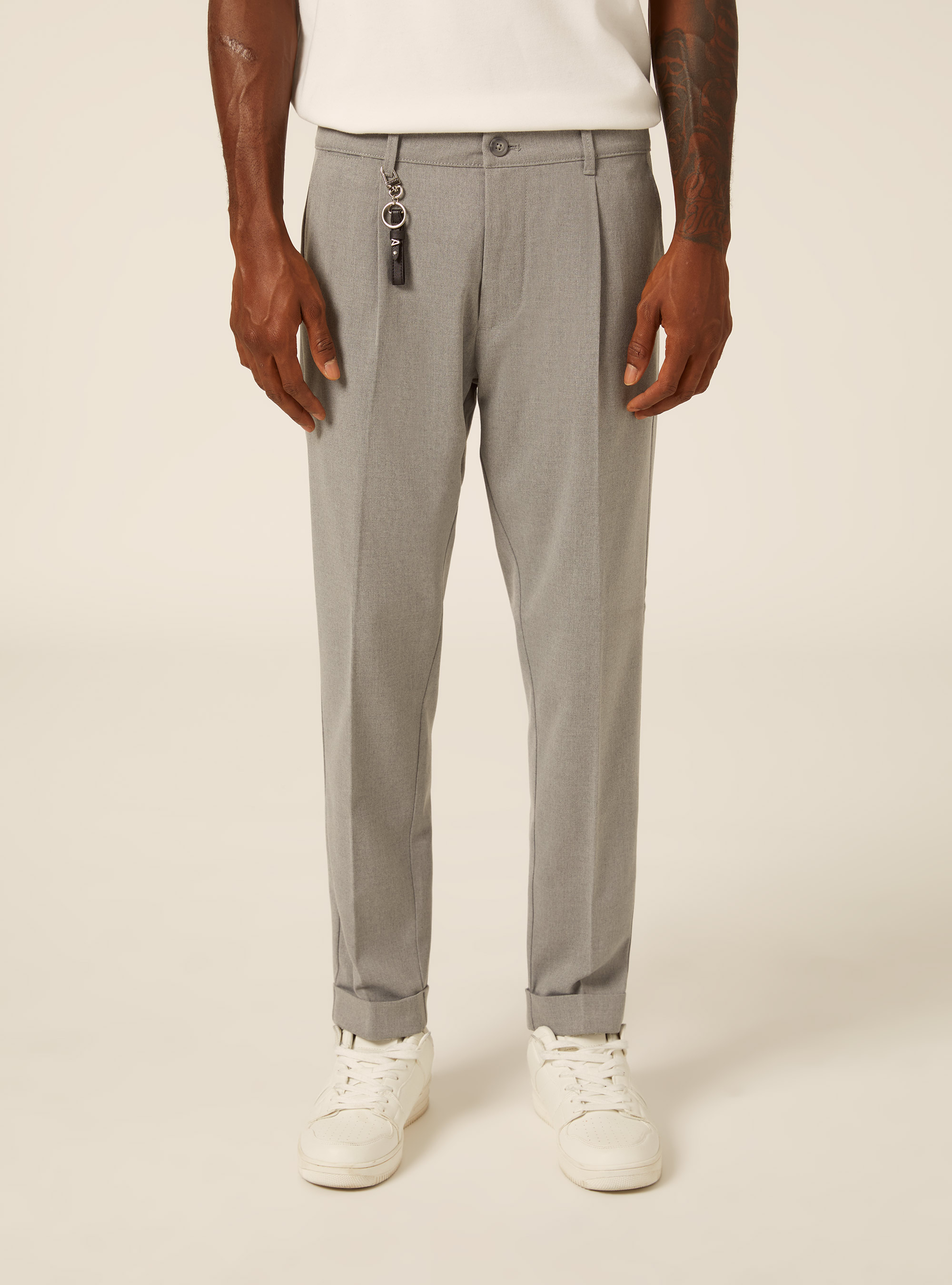 Tailored trousers with pleats and charm detail, MGY3 GREY MEL LIGHT