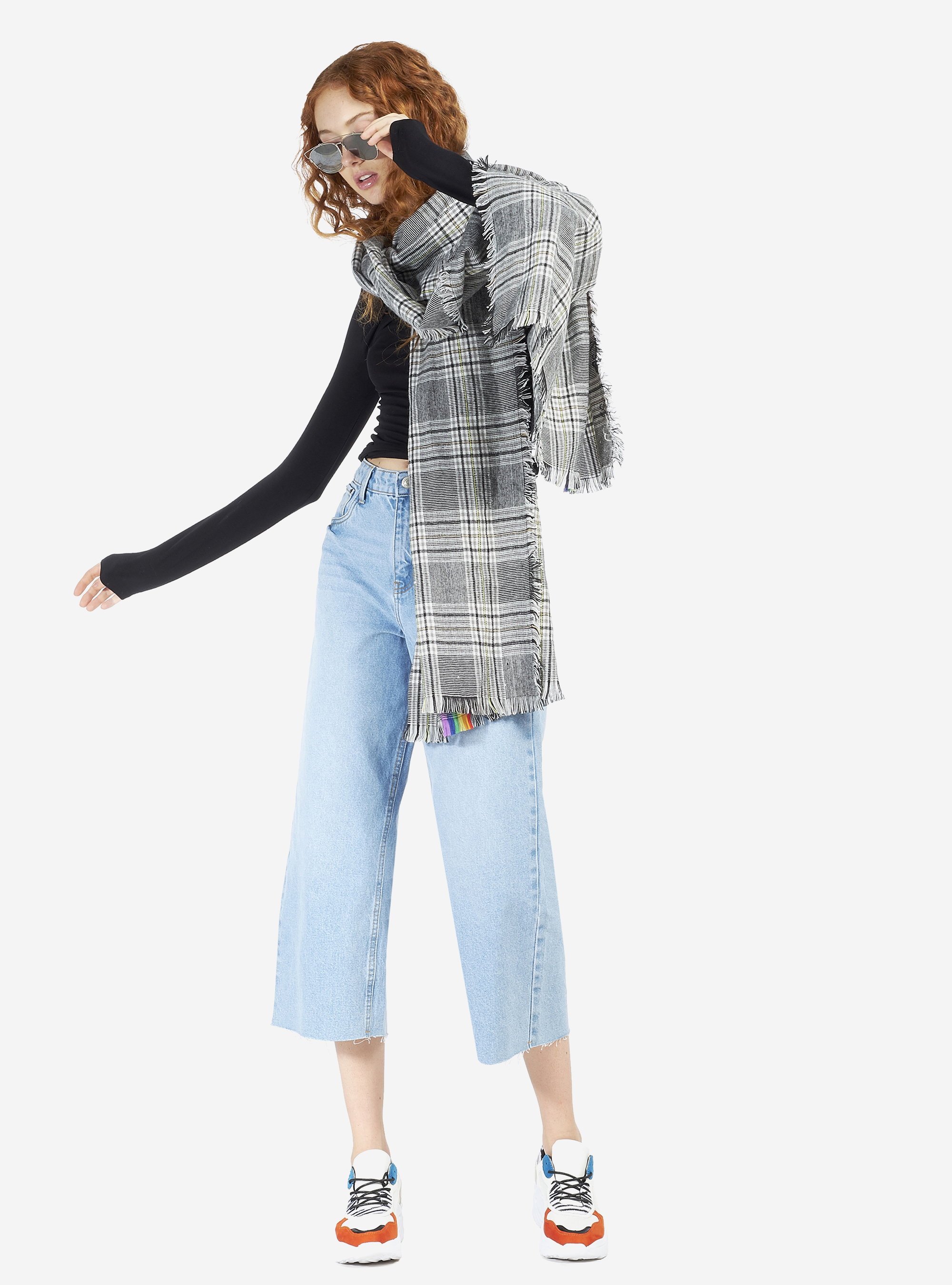 T-shirt phosphorescente &agrave; col roul&eacute;, C101 BLACK