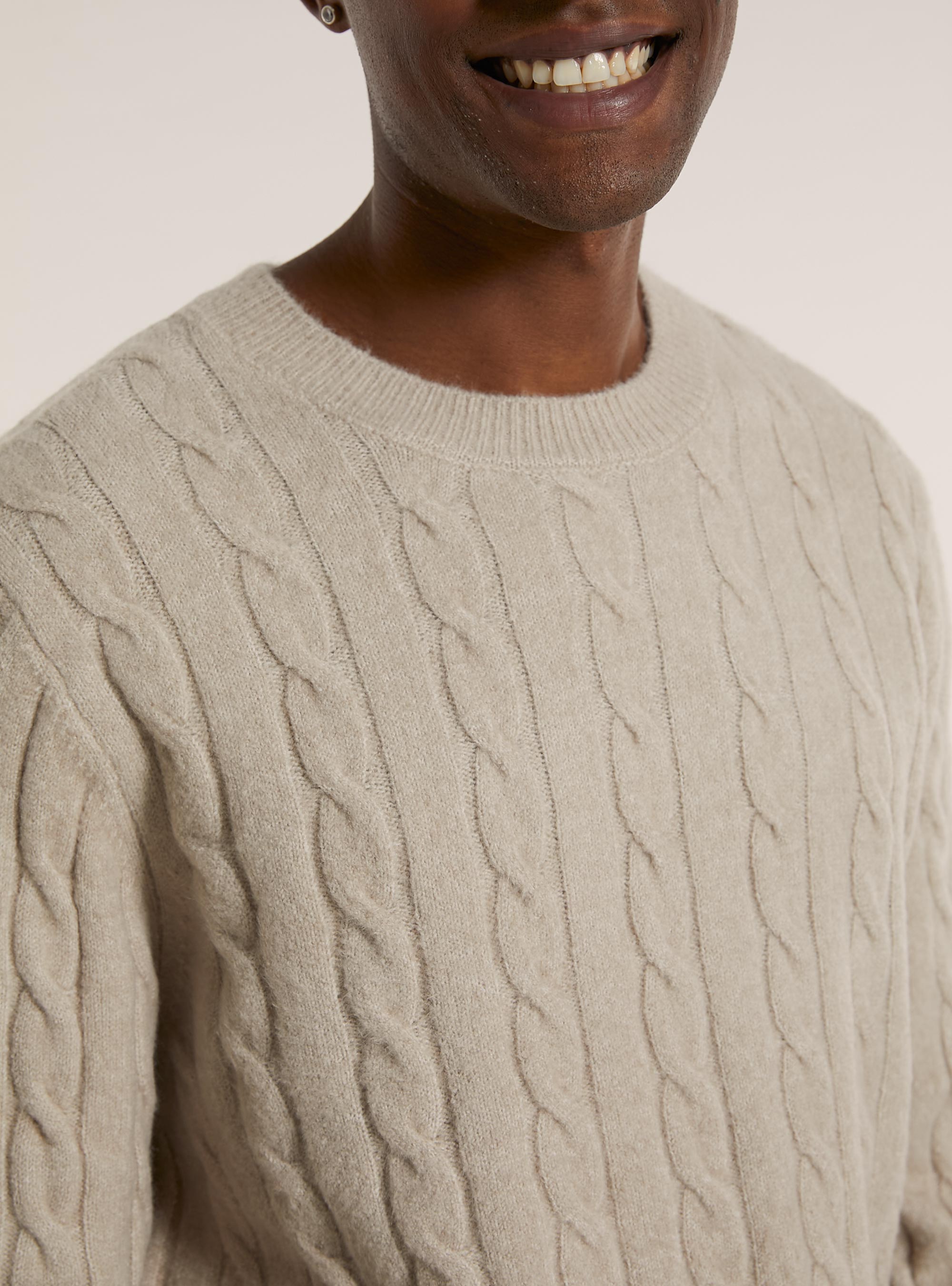 Pullover morbido a trecce, MBG2 BEIGE MEL MED