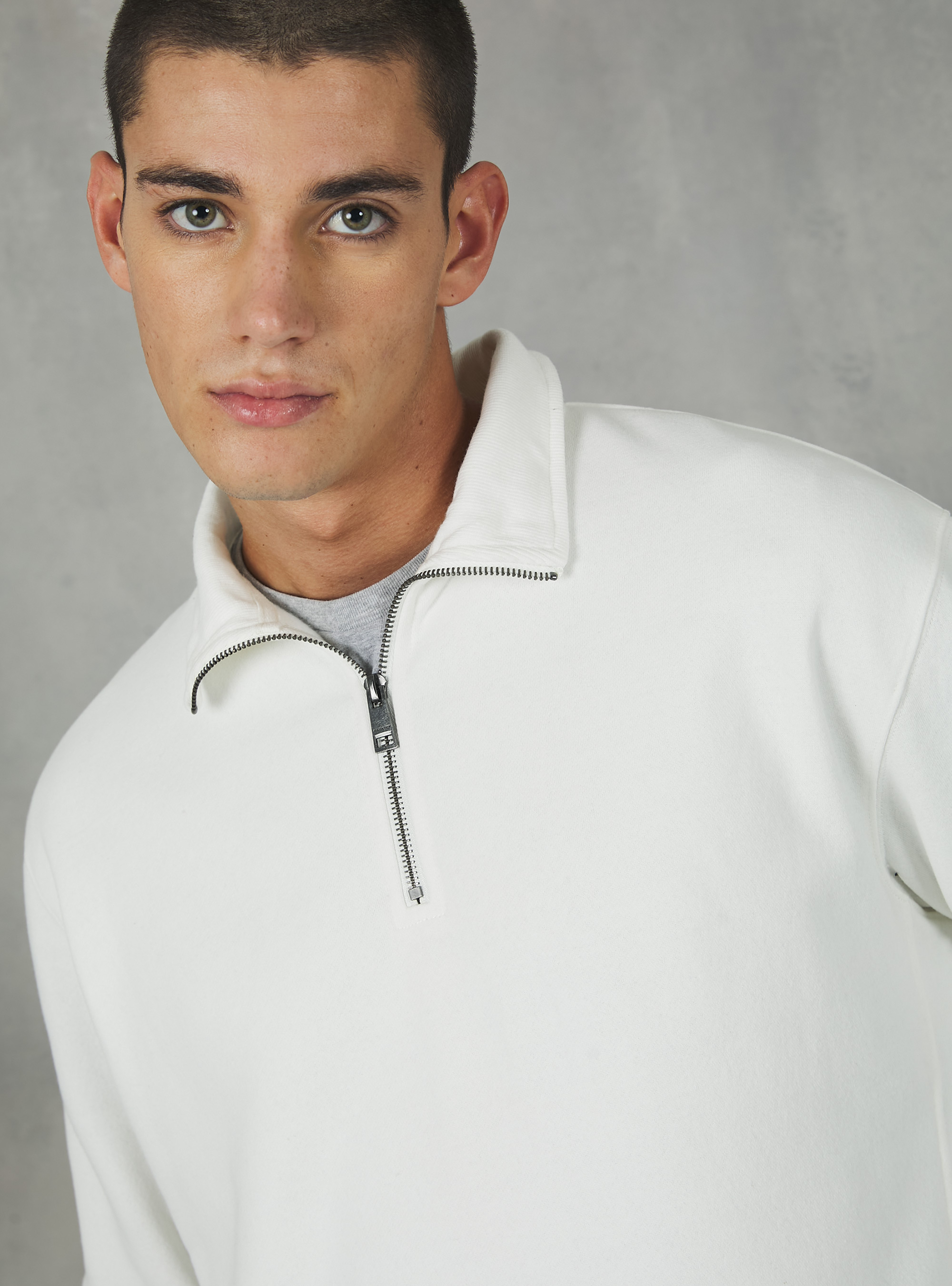 Plain-coloured half-neck sweatshirt, WH2 WHITE