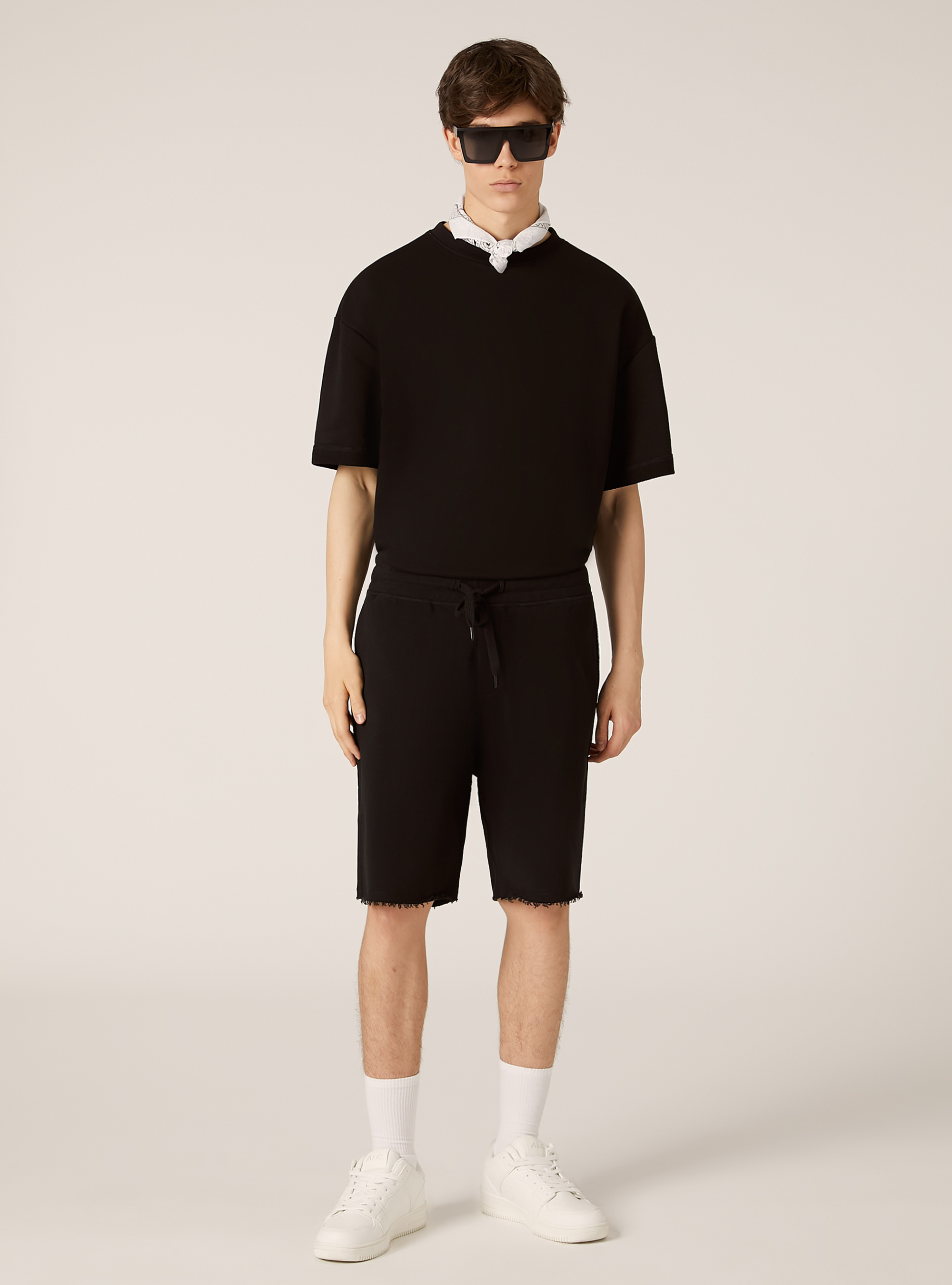 Bermuda jogger de algodón, BK1 BLACK