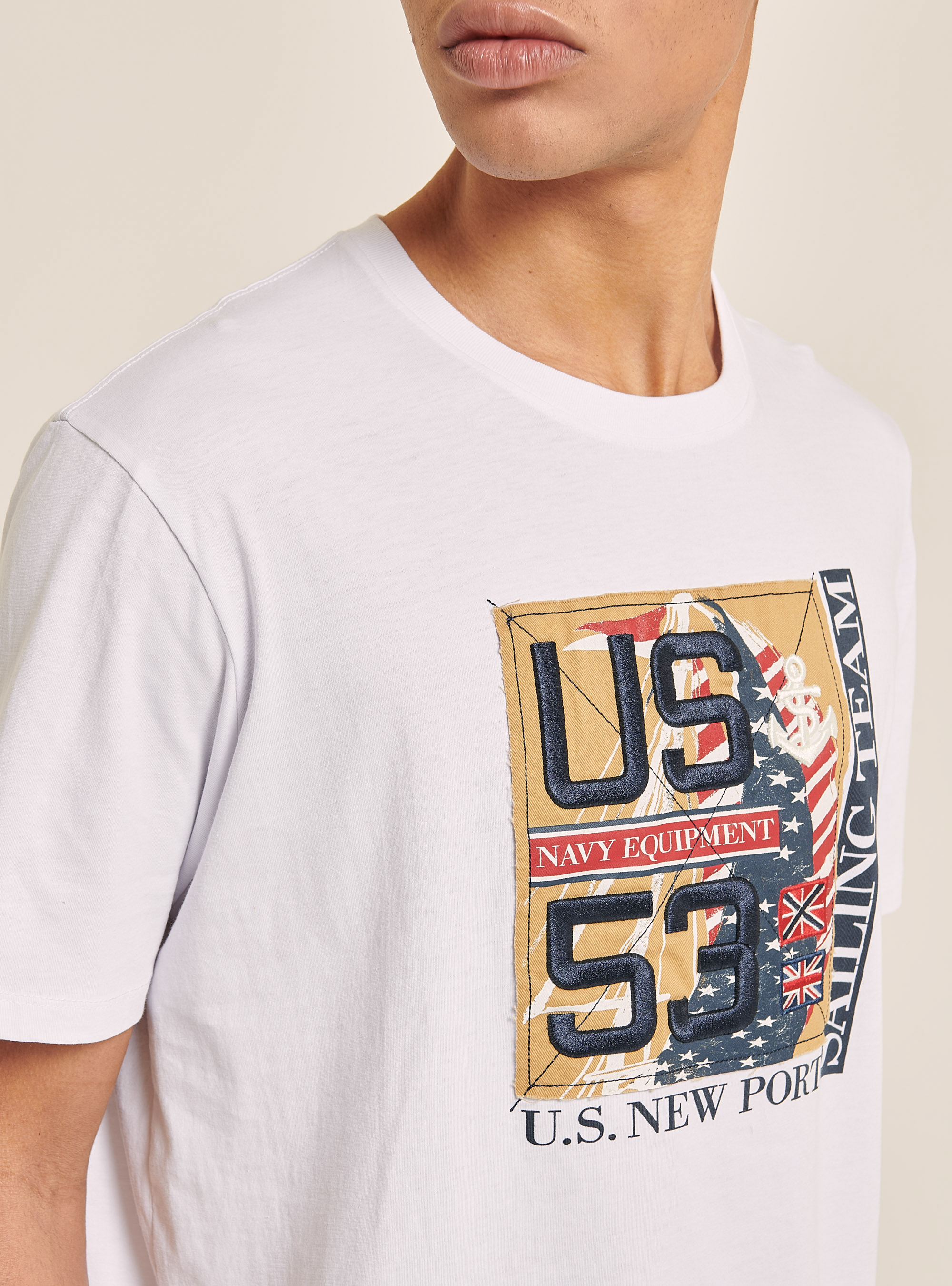 Camiseta de algod&oacute;n con bordado y estampado azul marino, BLANCO