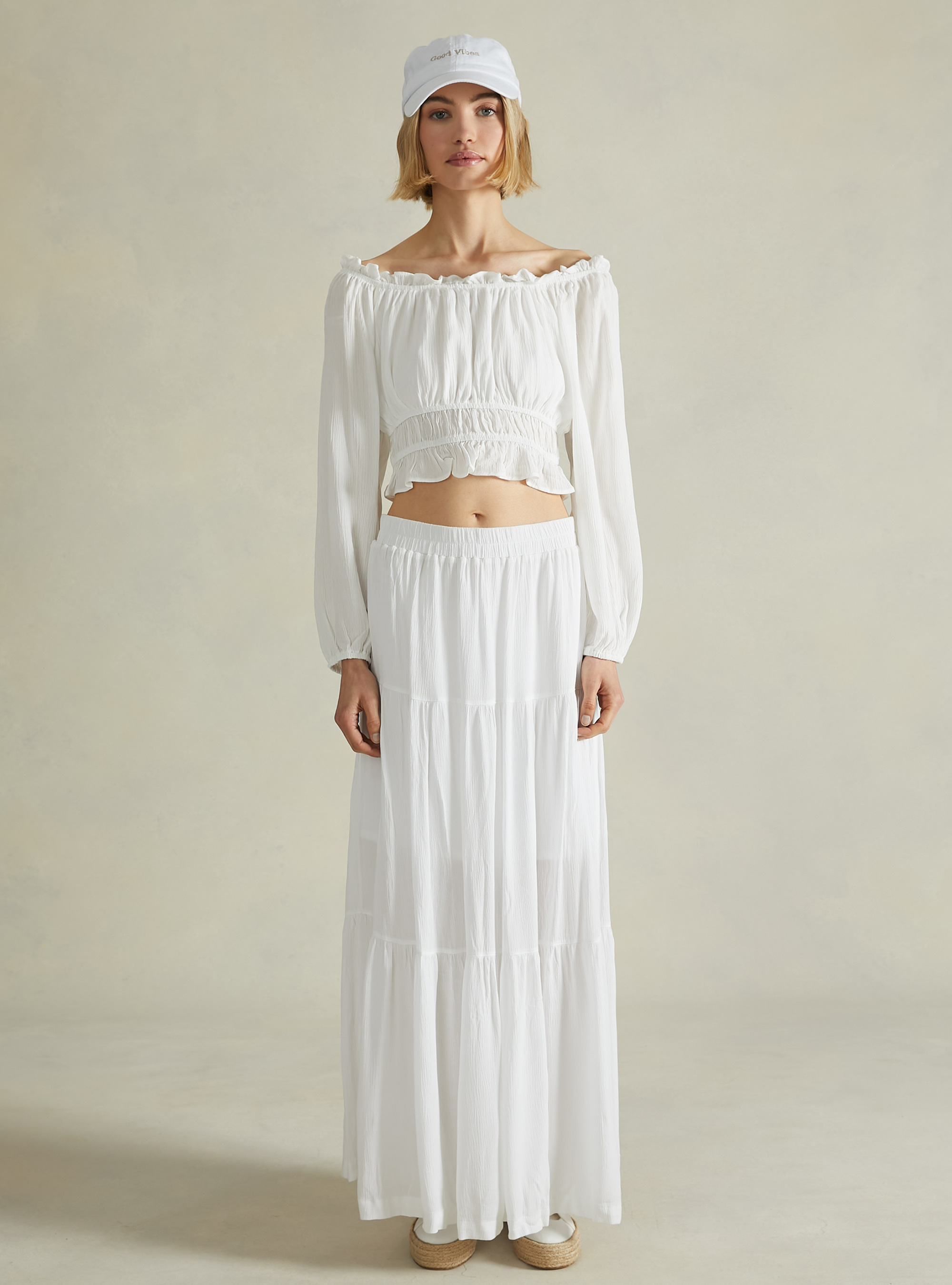 Cropped blouse with off the shoulder, WH1 OFF WHITE