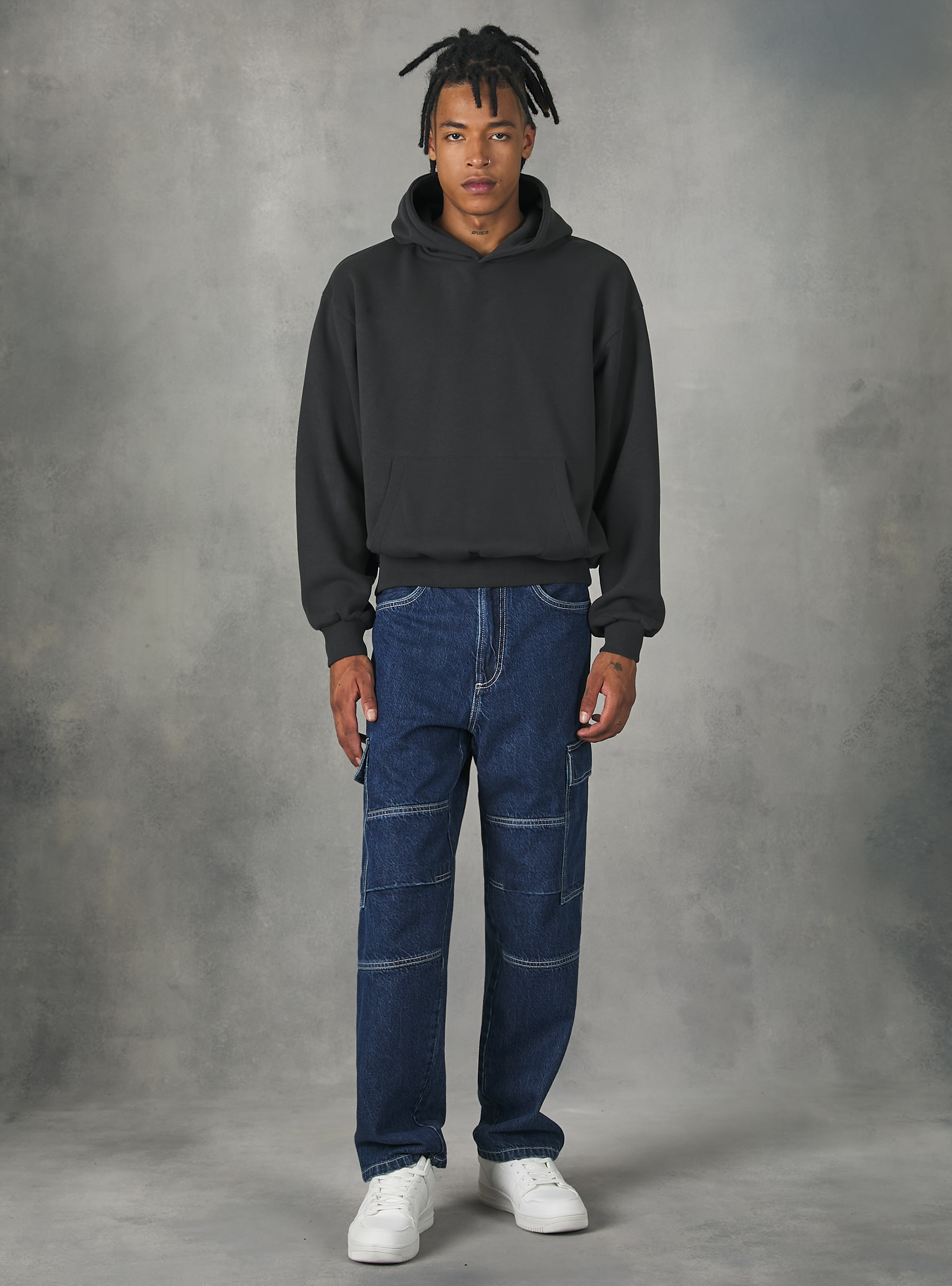 Sudadera con capucha Boxy Fit, BK3 BLACK CHARCOAL