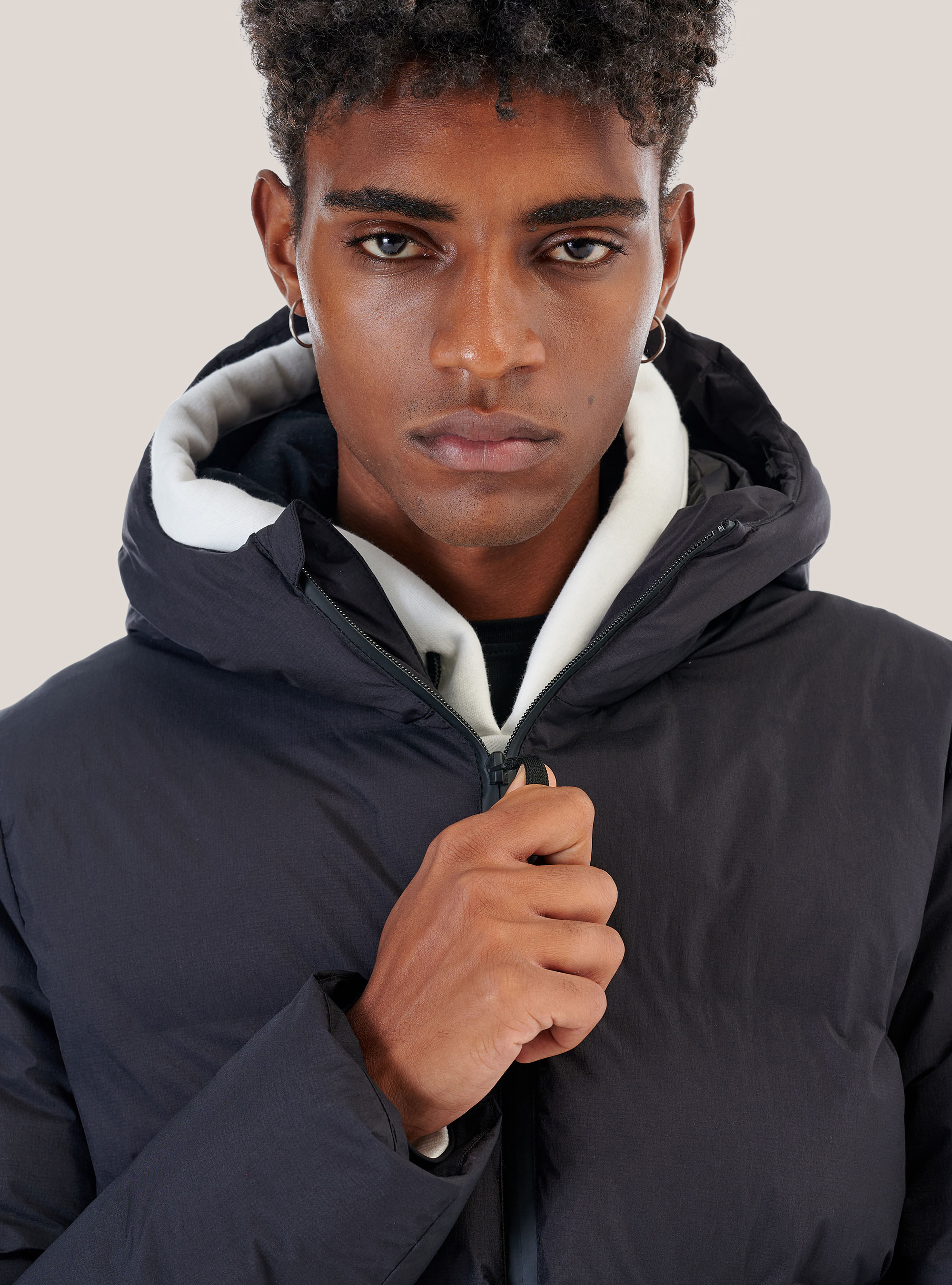 Heat-sealed jacket with hood, C101 BLACK