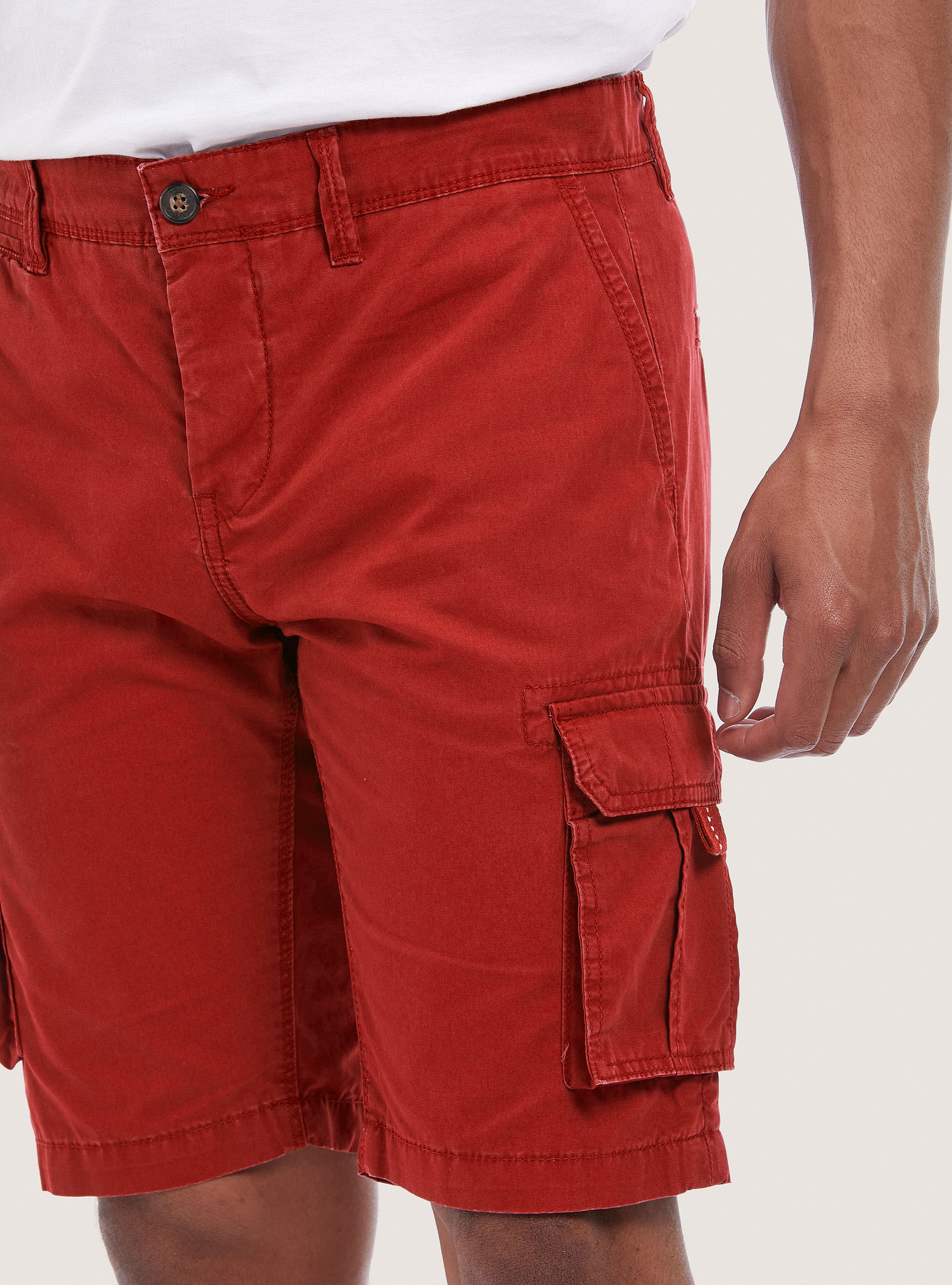 Cotton bermuda shorts with large pockets, C381 CORAL