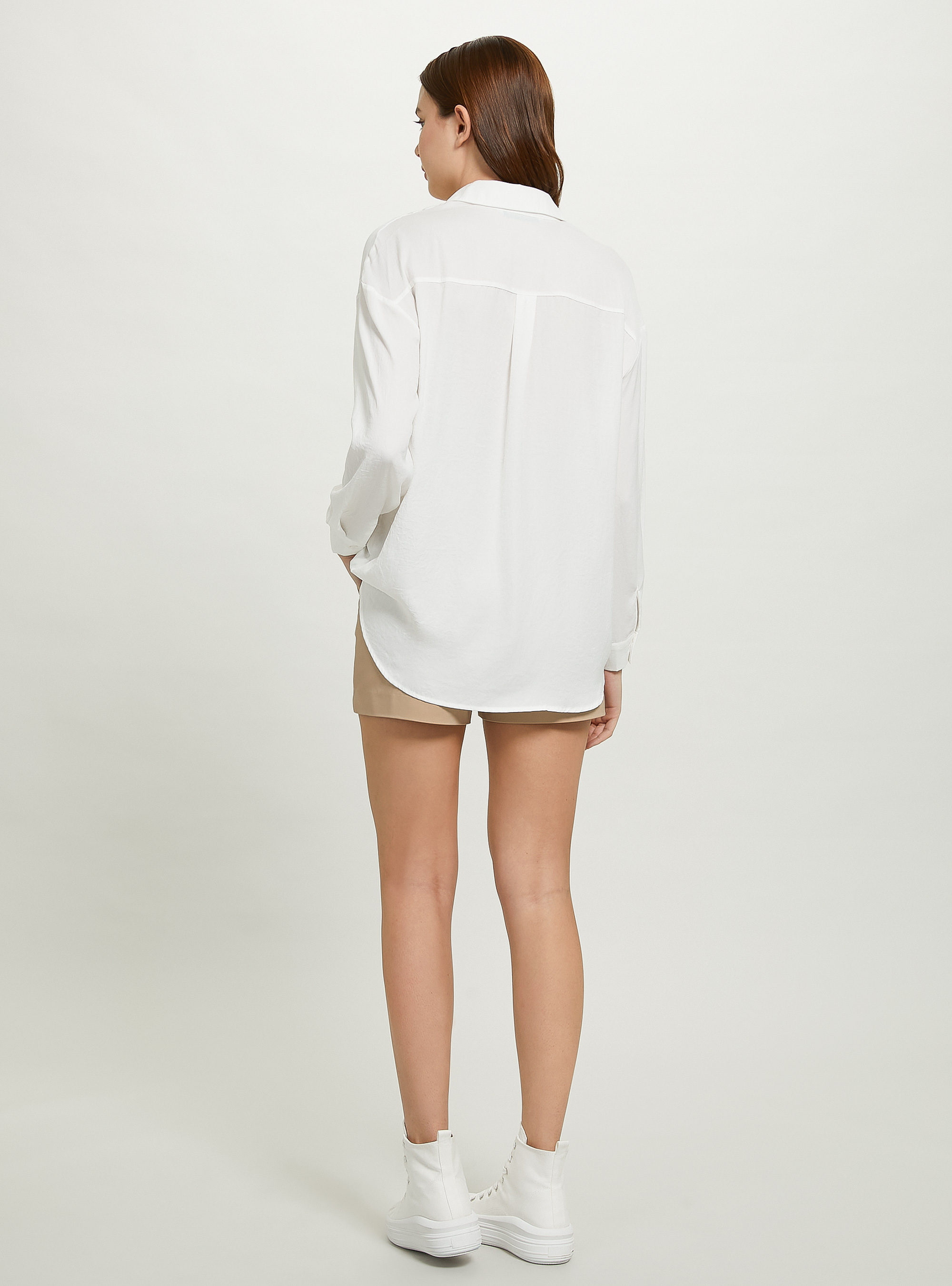 Solid-coloured satin shirt, WH2 WHITE