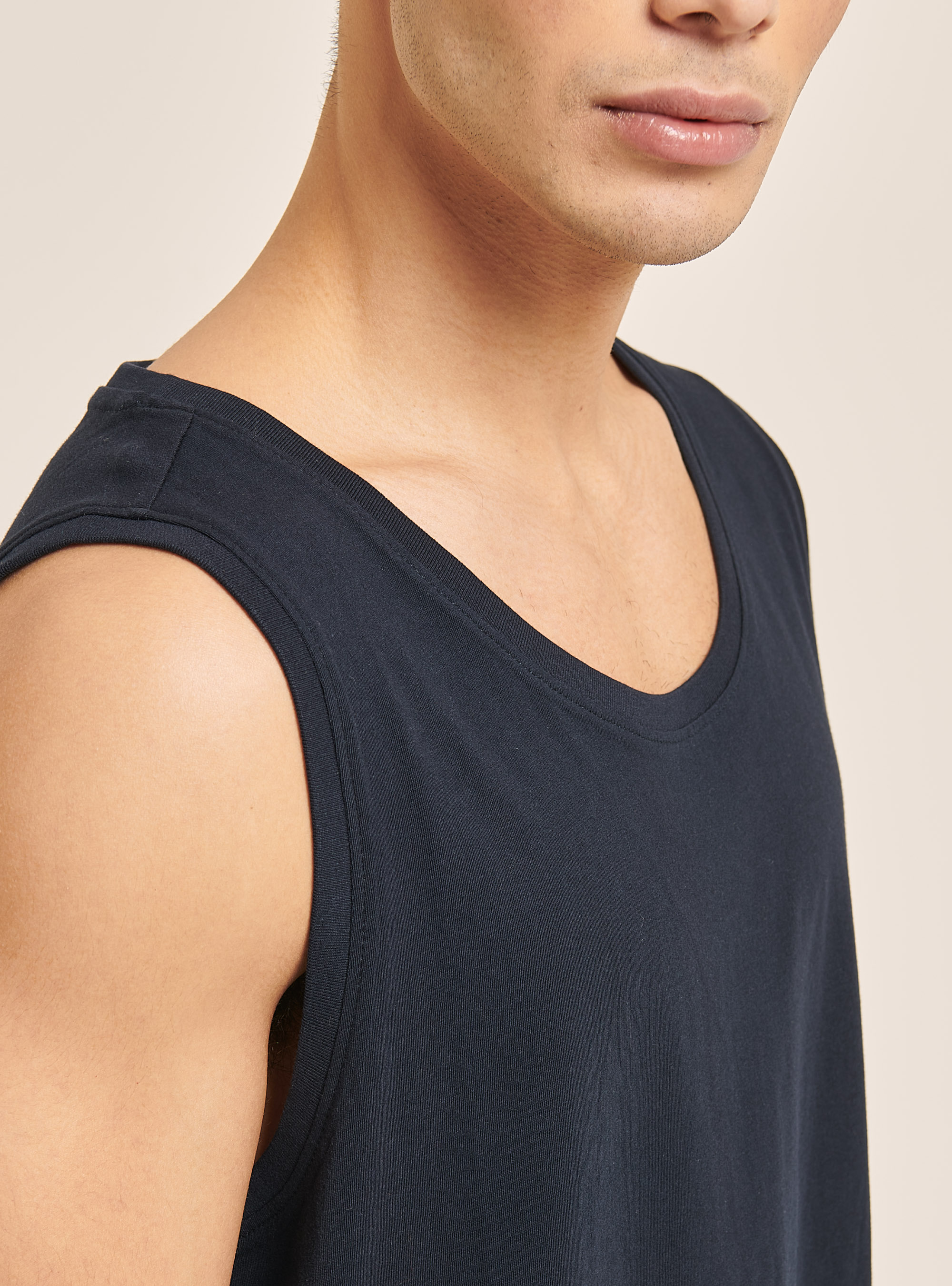 D&eacute;bardeur confort de couleur unie, NA1 NAVY DARK