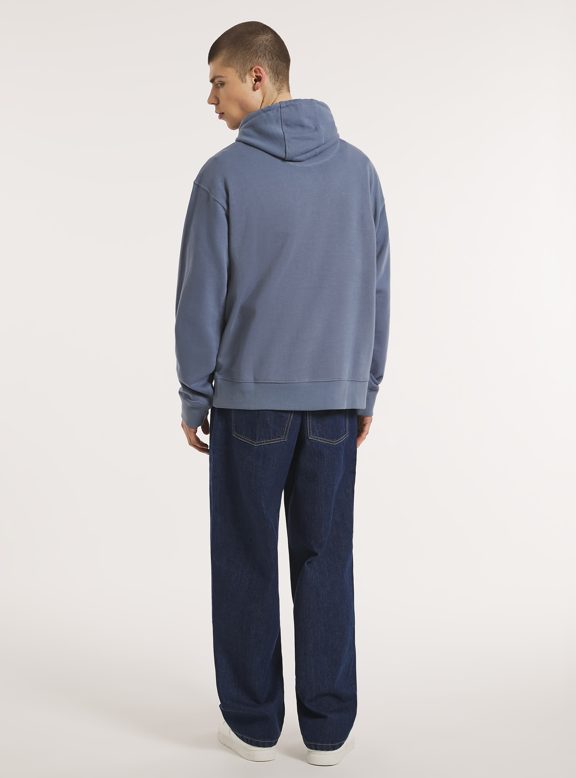 Sweatshirt with hood and pouch pocket, IN2 INDIGO MEDIUM