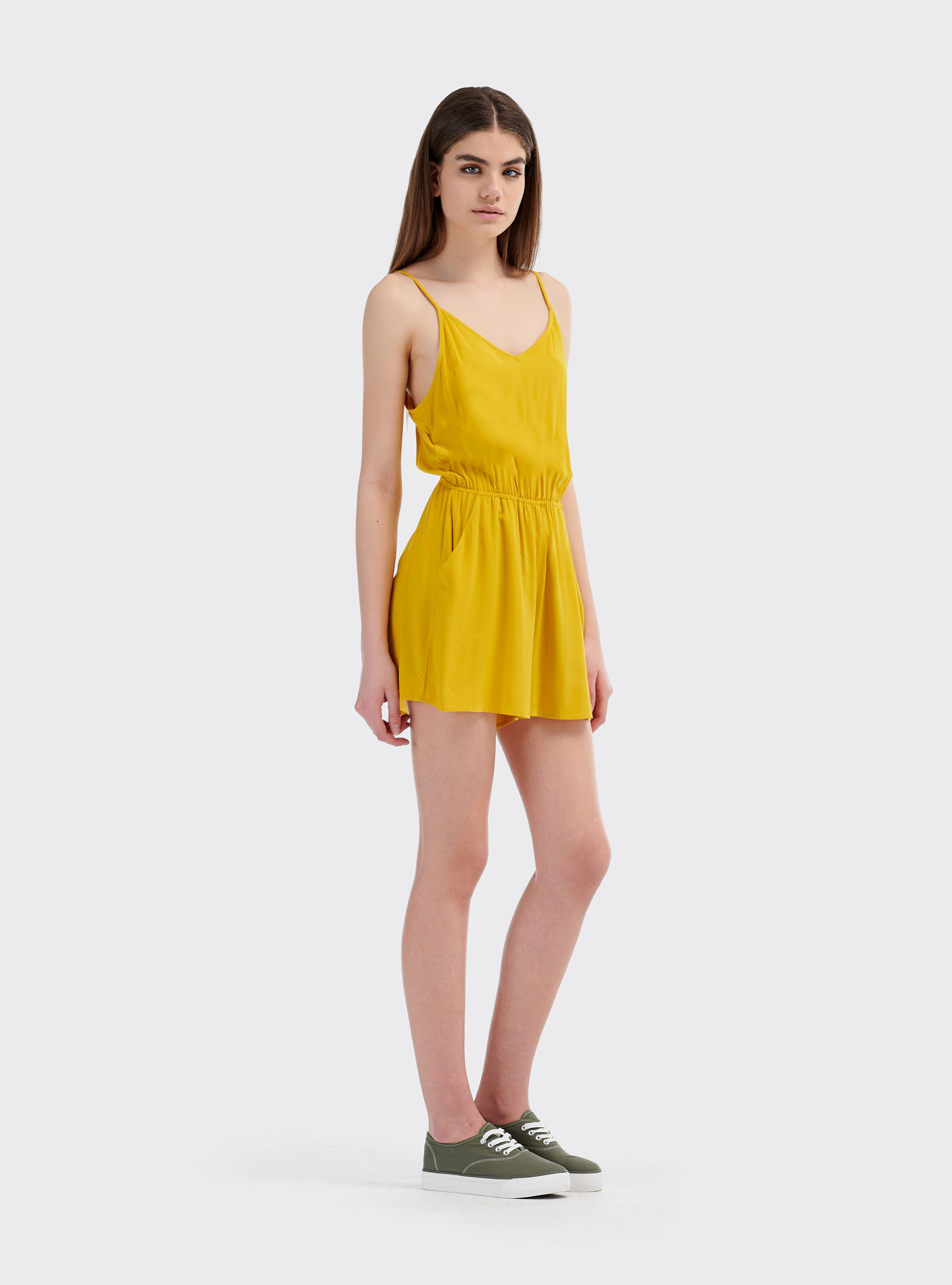 Tuta corta con elastico in vita, SENAPE