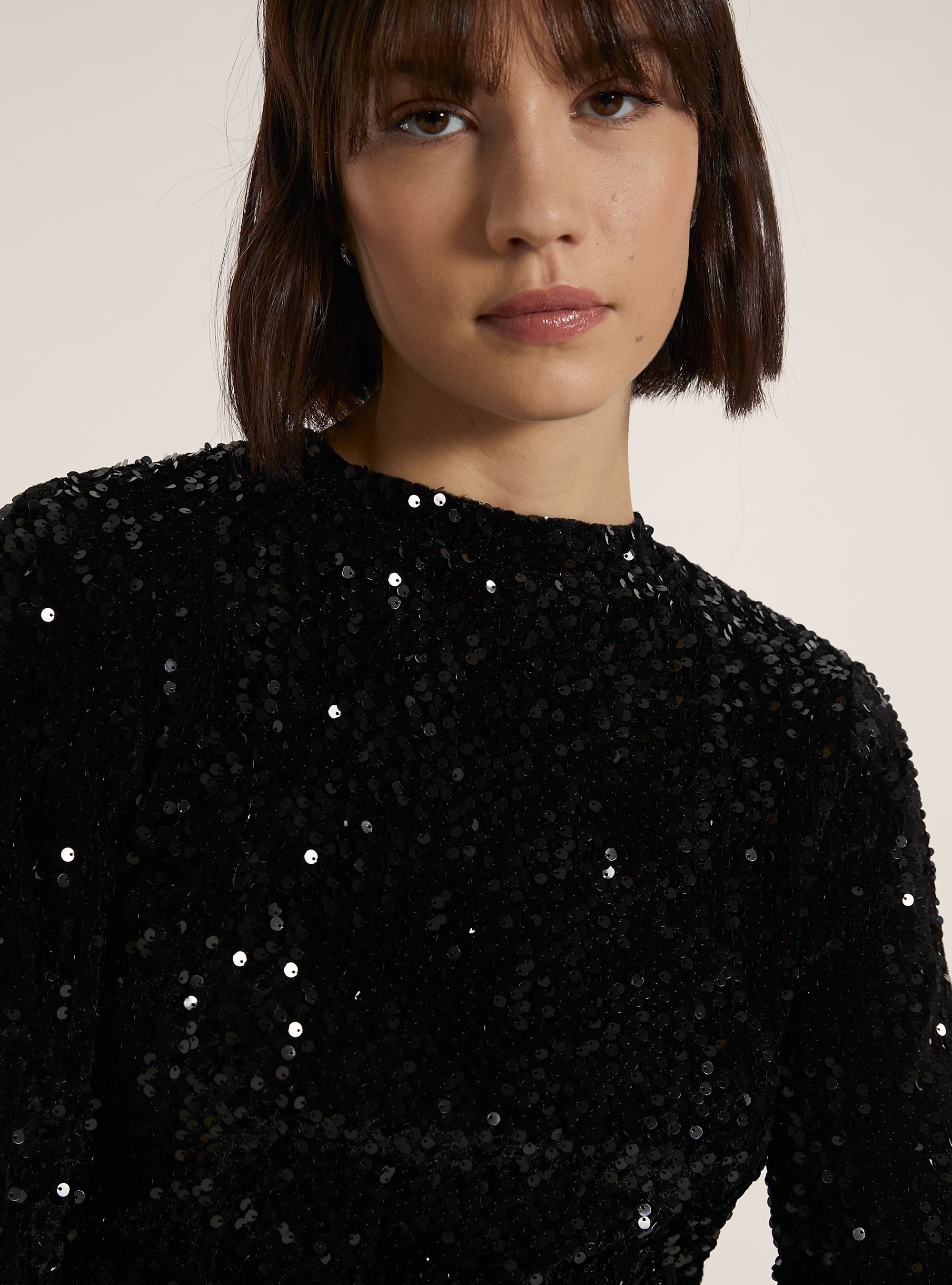 Maglia maniche lunghe in paillettes, BK1 BLACK