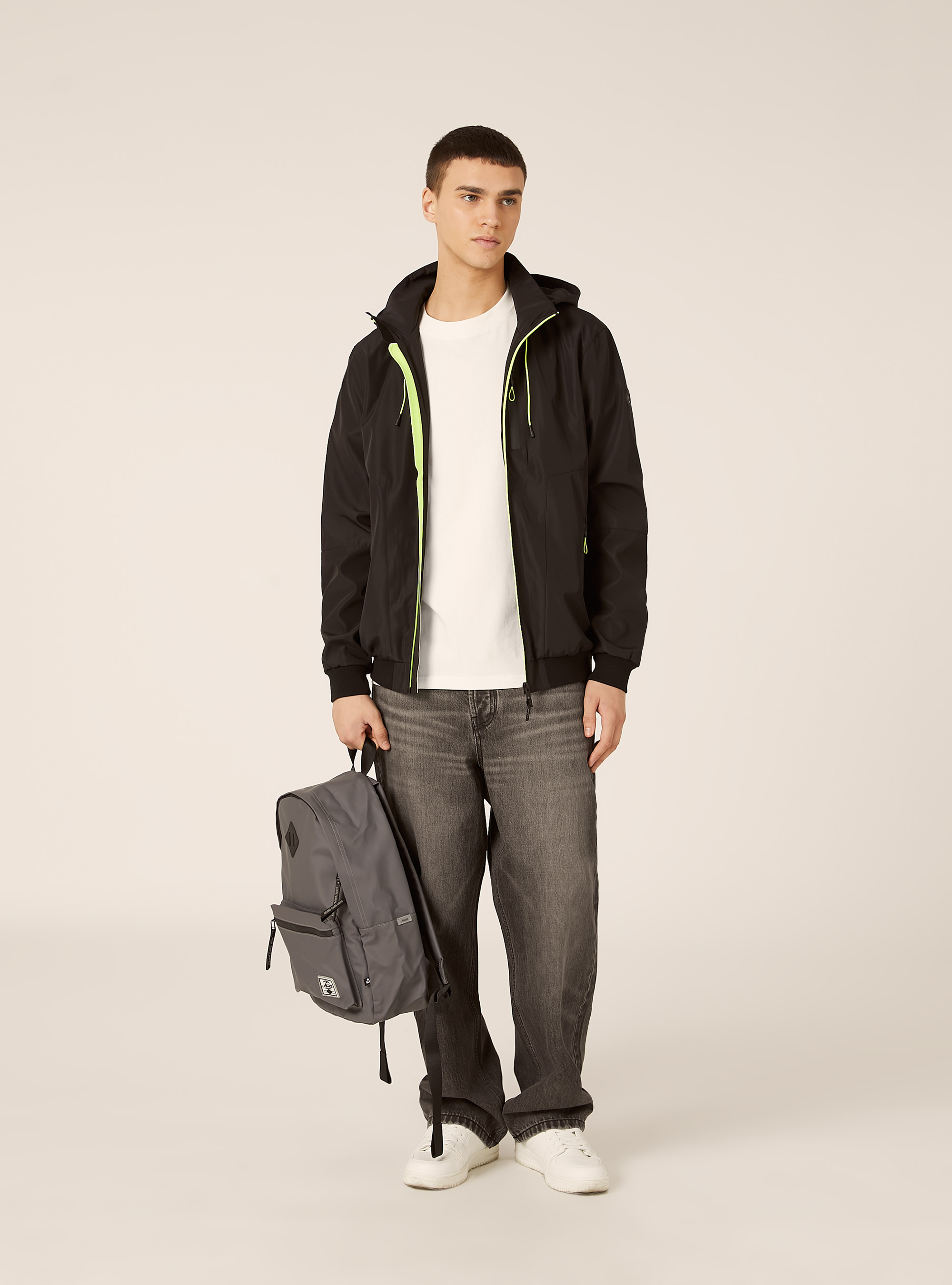 Bomber antivento con cappuccio, BK1 BLACK