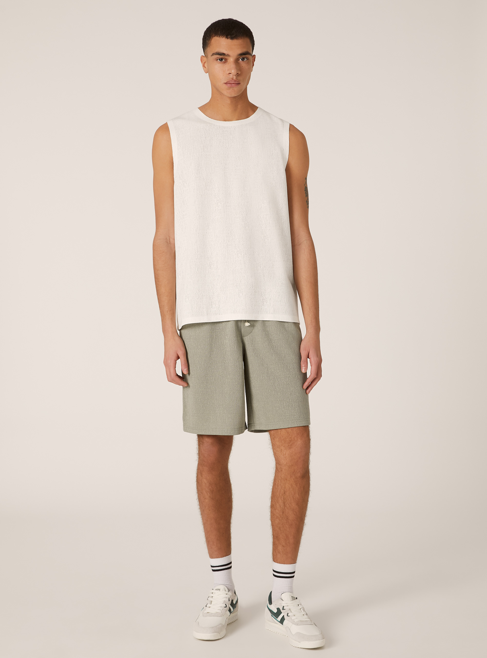 D&eacute;bardeur textur&eacute;, WH1 OFF WHITE