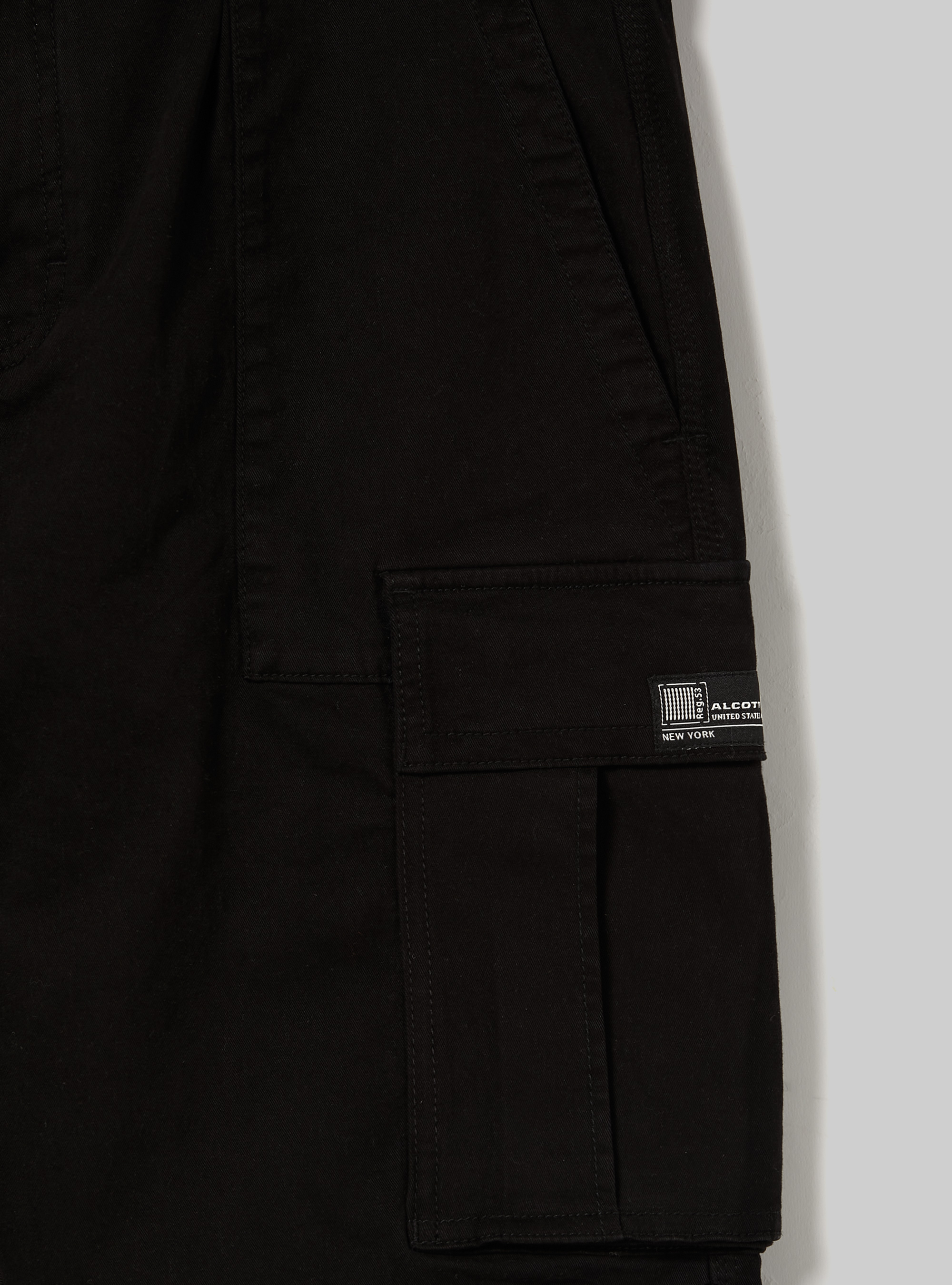 Pantaloni cargo relaxed in twill stretch, BK1 BLACK