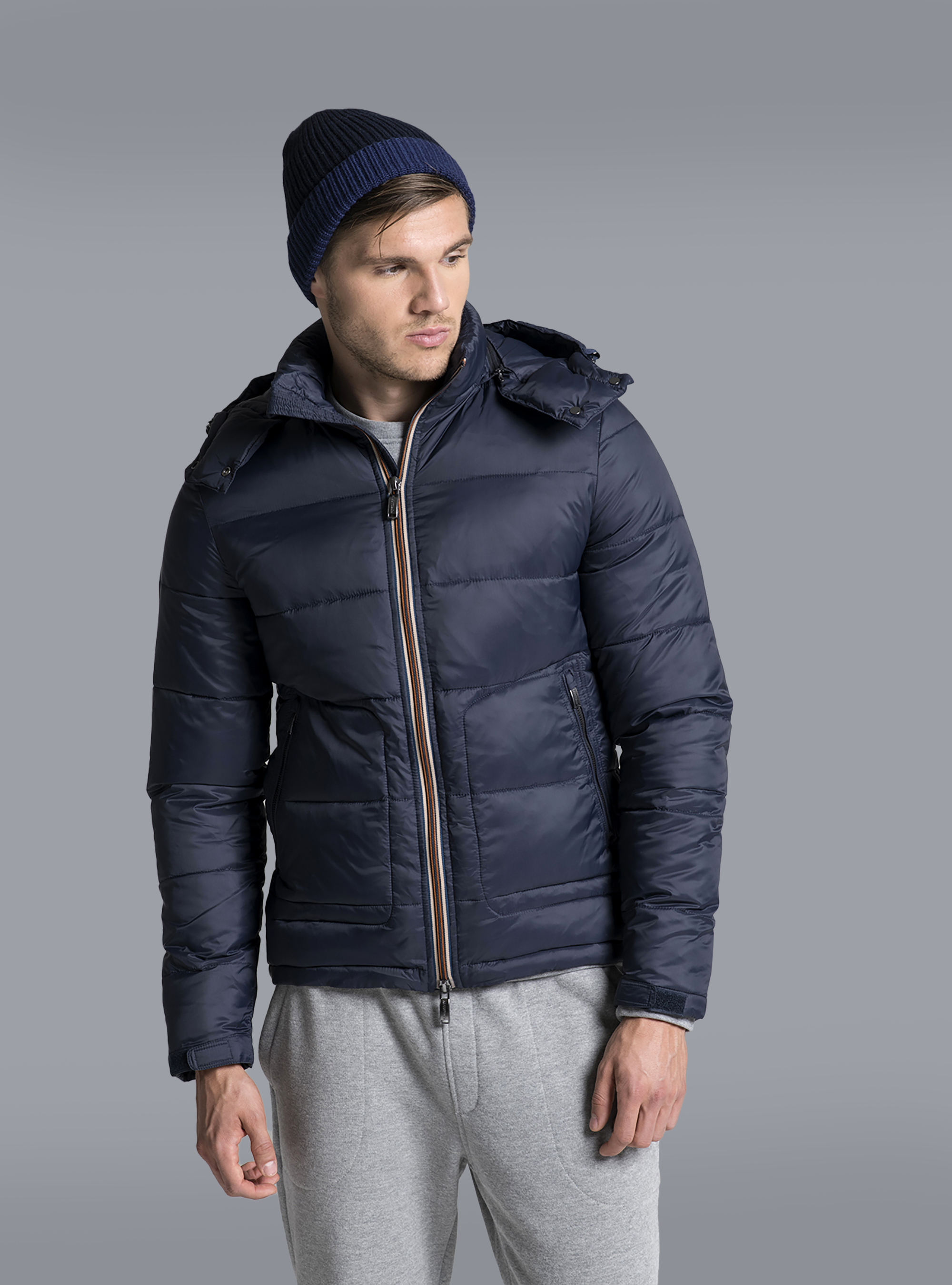 Bomber a contrasto con cappuccio, BLU MARINO