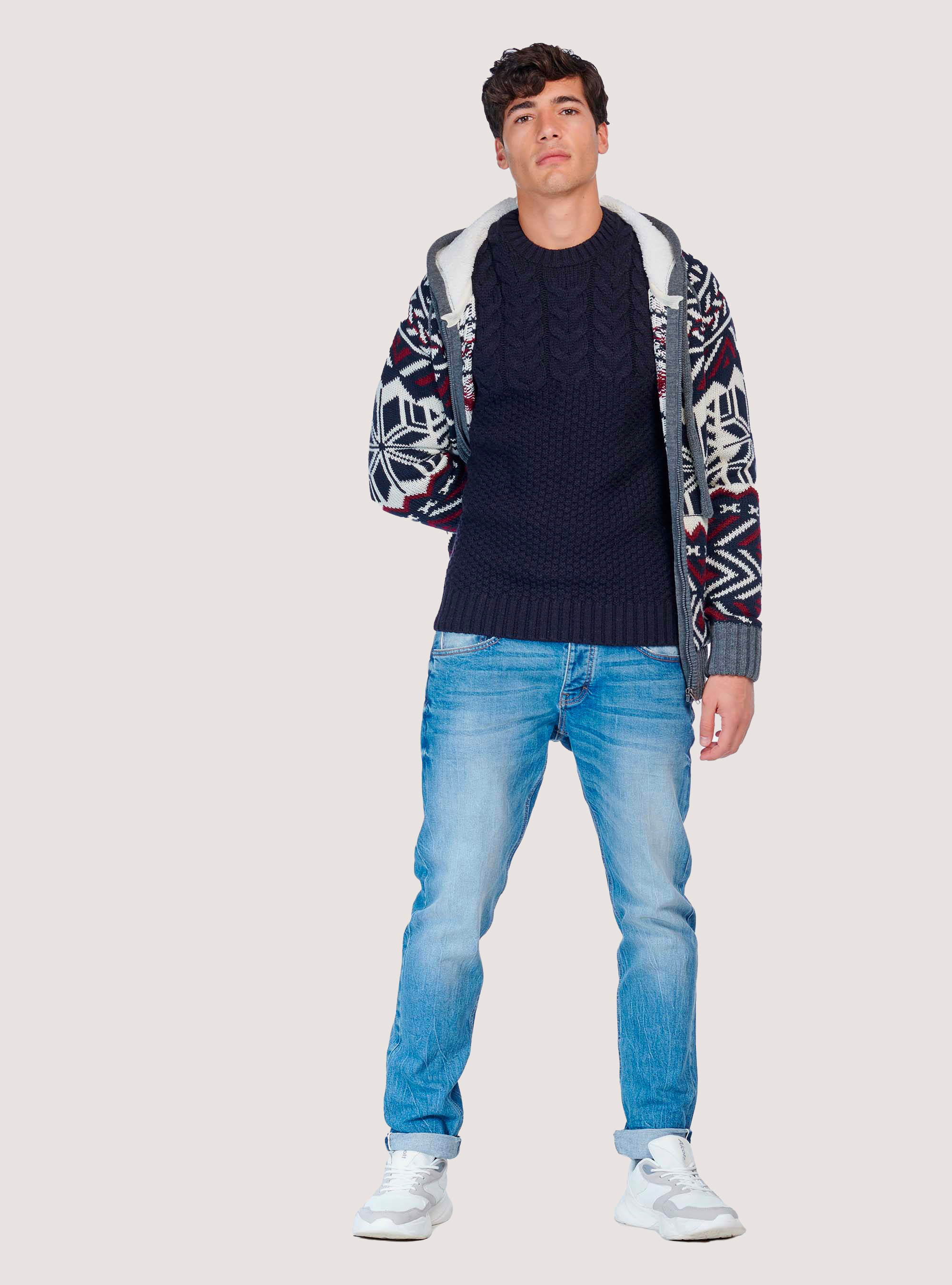 Pull tress&eacute;, C2254 BLUE