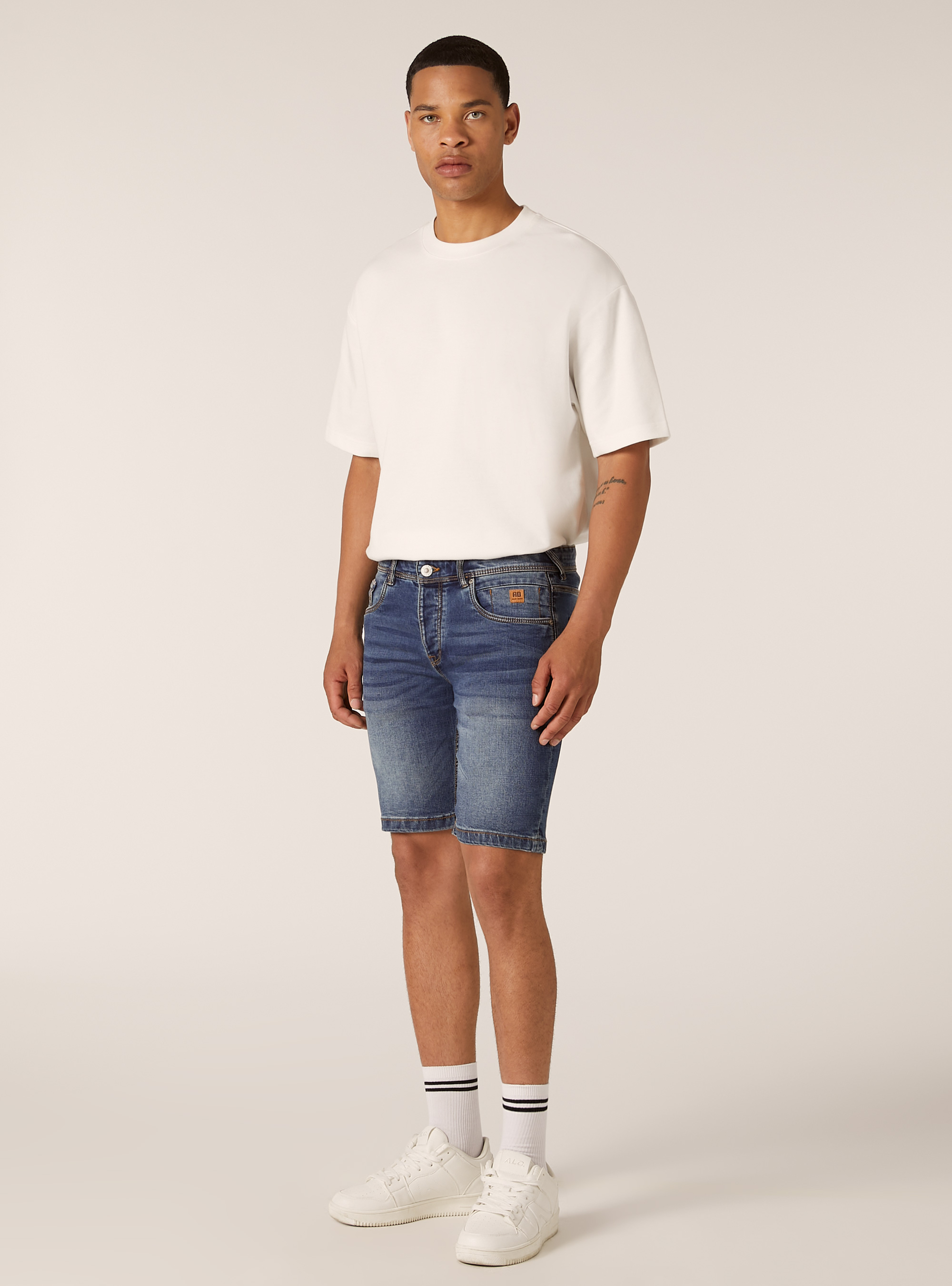 Skinny Fit Denim Bermuda Shorts, D003 MEDIUM BLUE