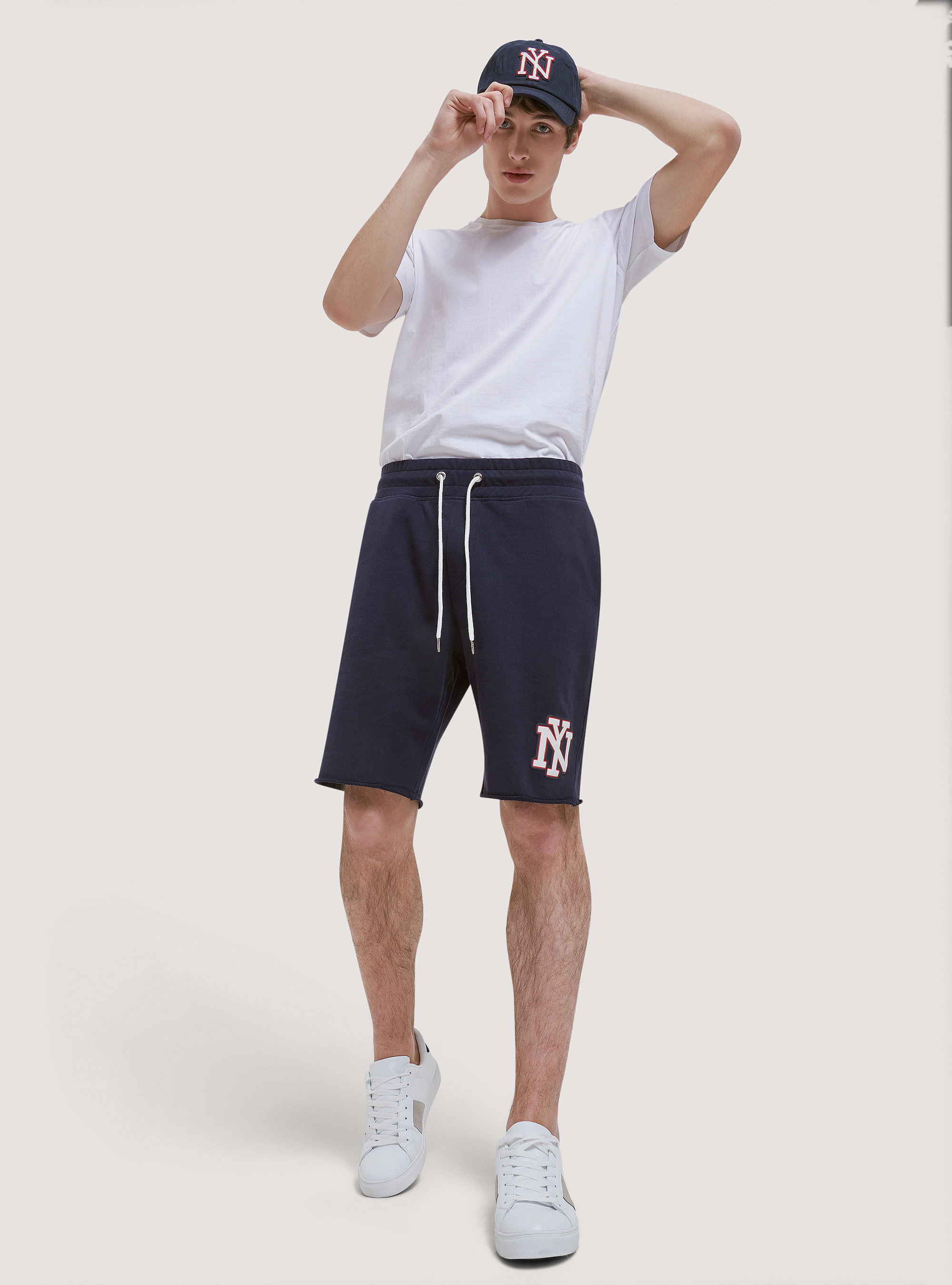 Bermuda de felpa con parche, C2306 BLU