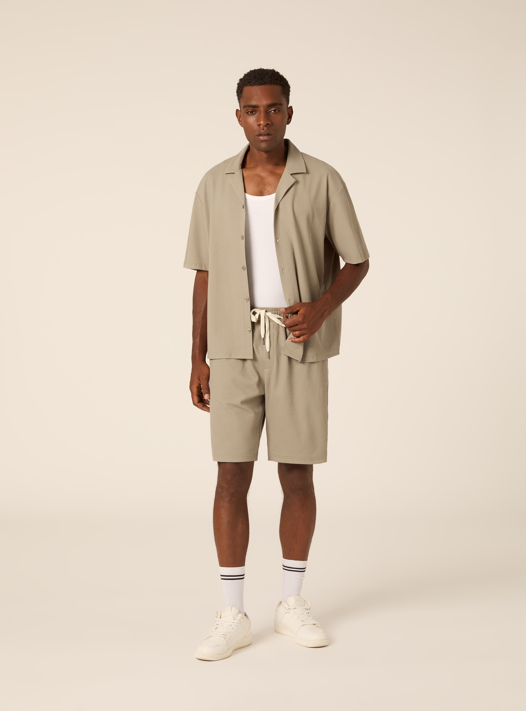 Bermuda con elastico in vita  in maglia a coste, SG3 SAGE LIGHT