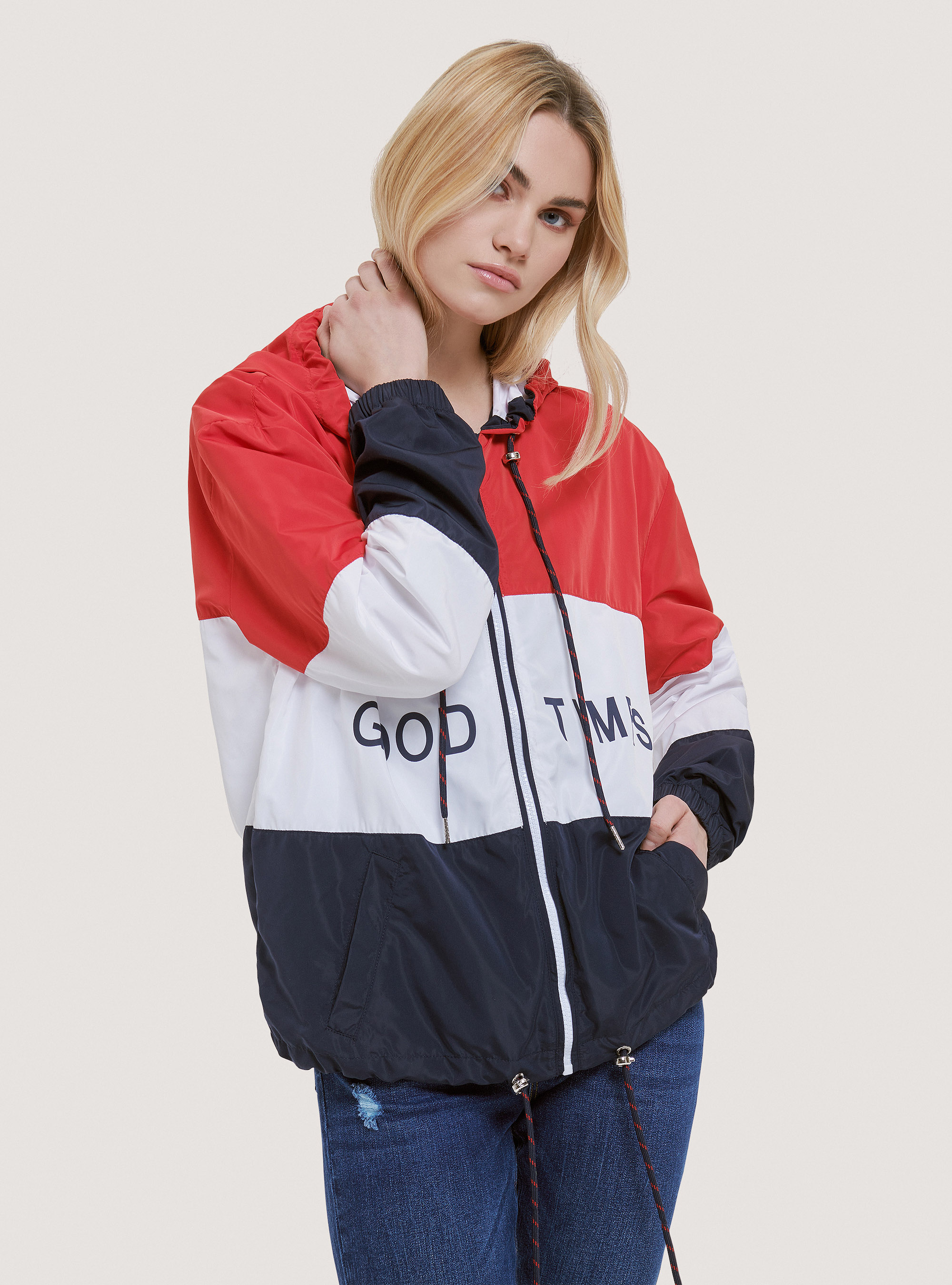 Giubbotto antivento color block e stampa lettering, C3344 RED