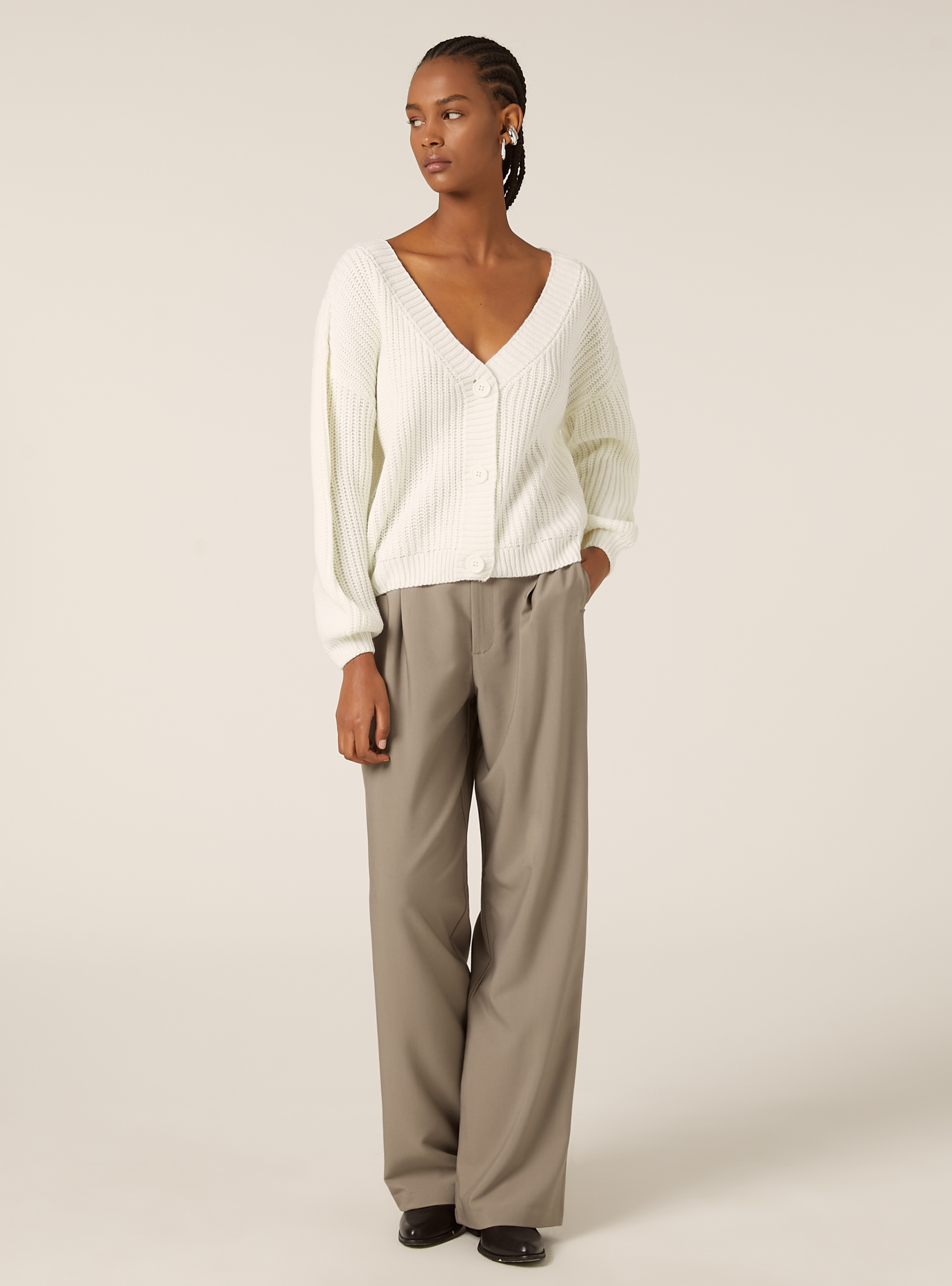 Knitted cardigan with V-neck, WH1 OFF WHITE