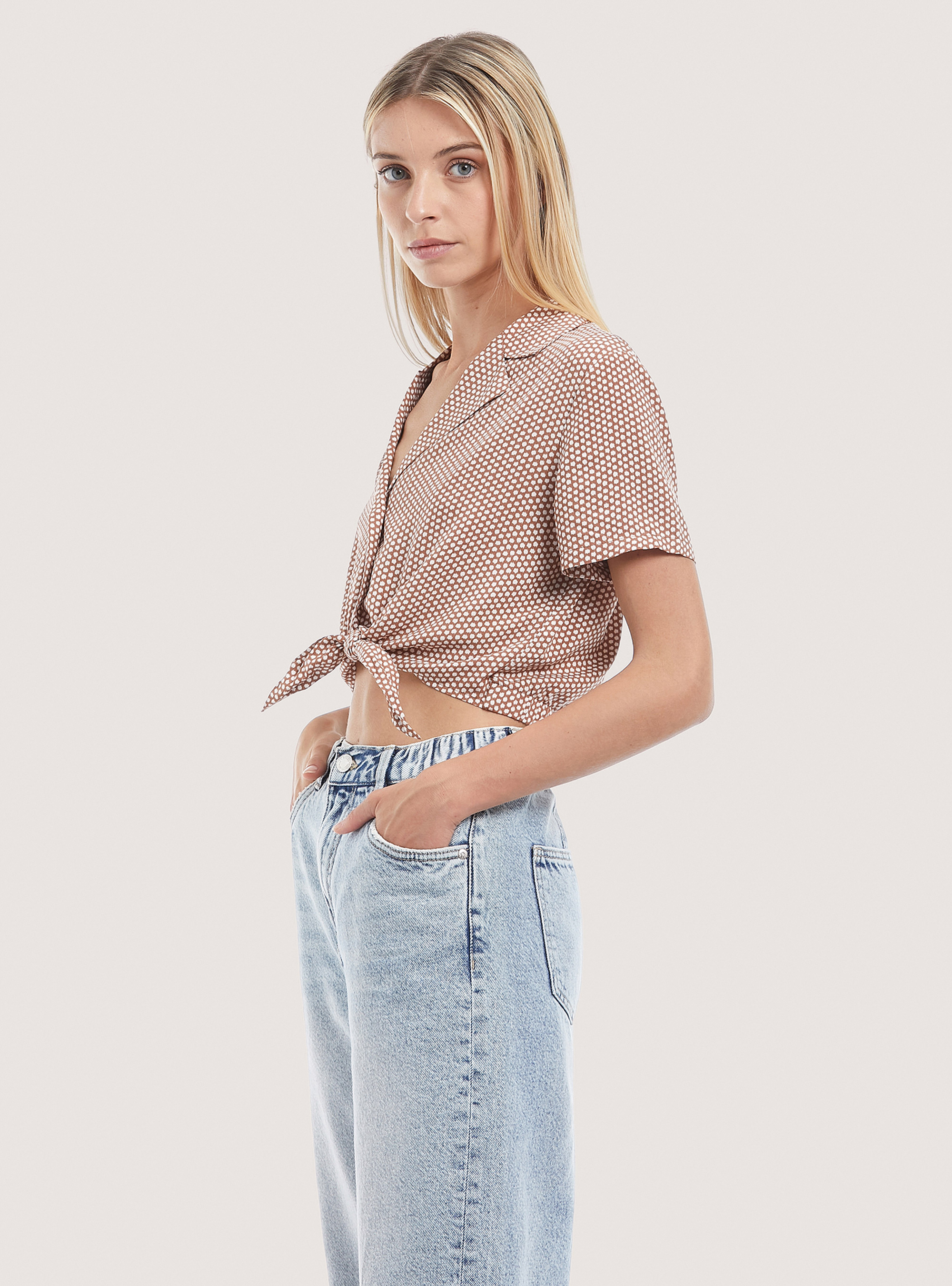 Camicia crop con nodo, C5583 TOBACCO
