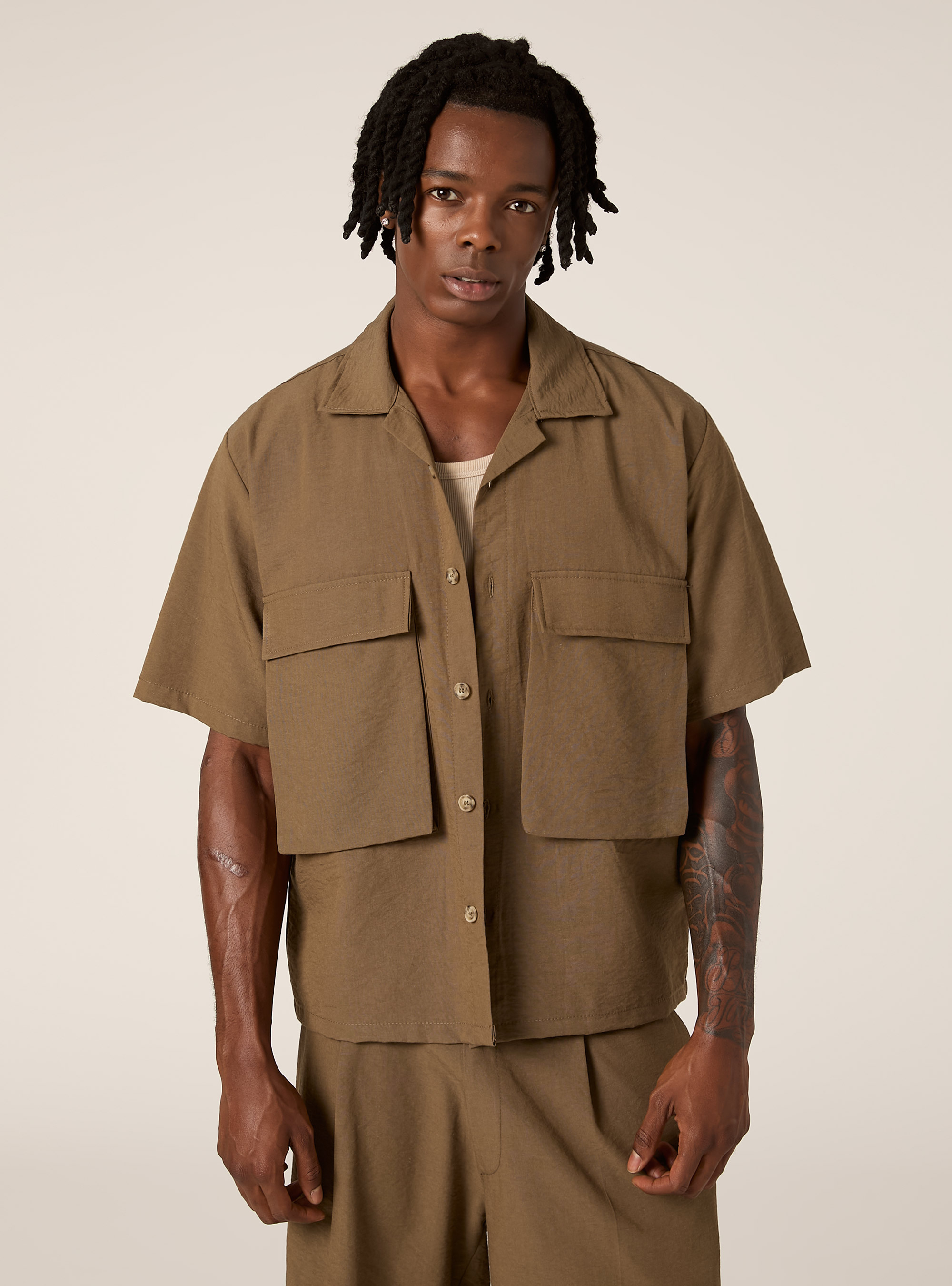 Lightweight boxy fit shirt with large pockets, BR2 BROWN MEDIUM