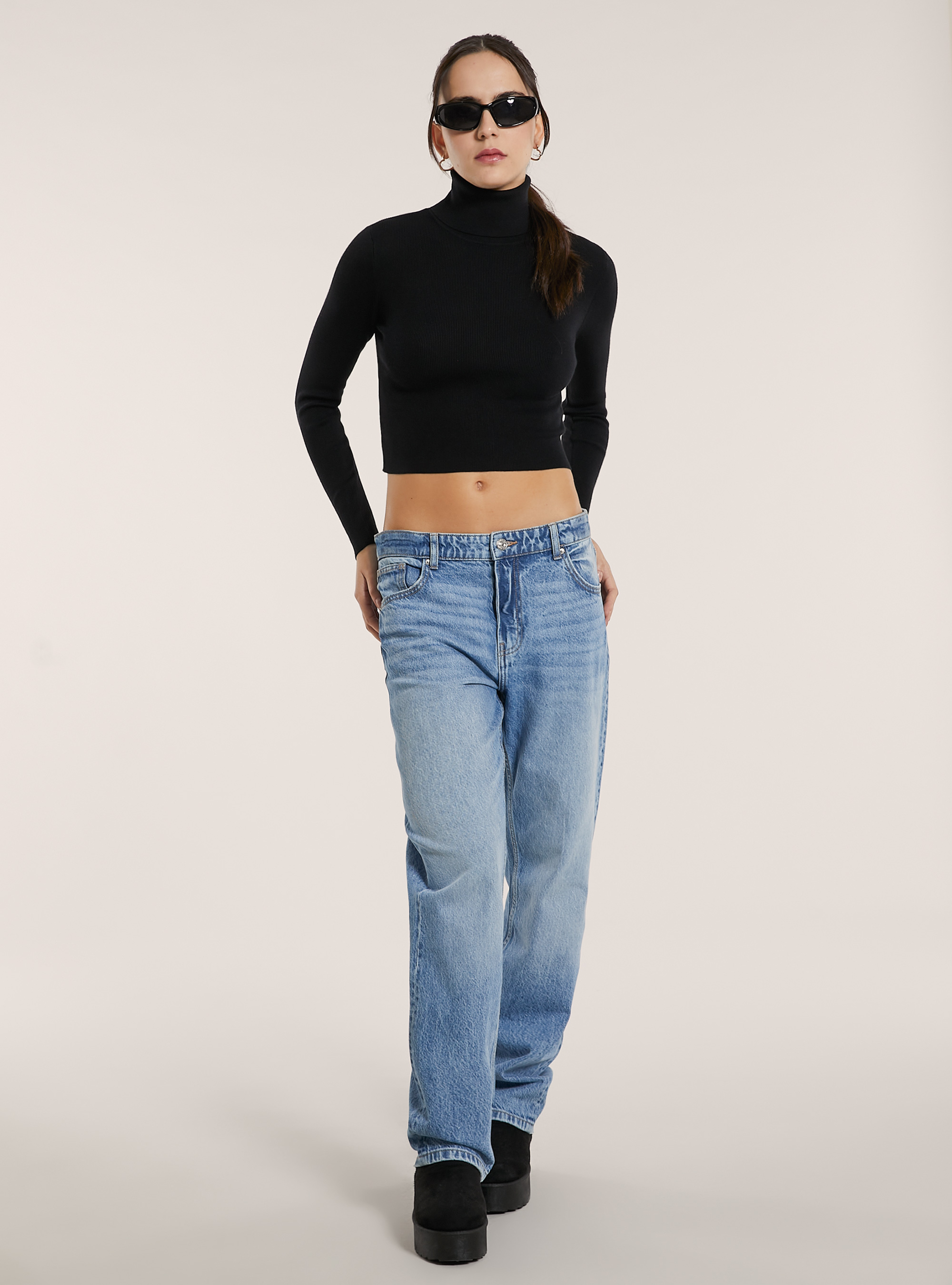 Cropped high-neck pullover, BK1 BLACK