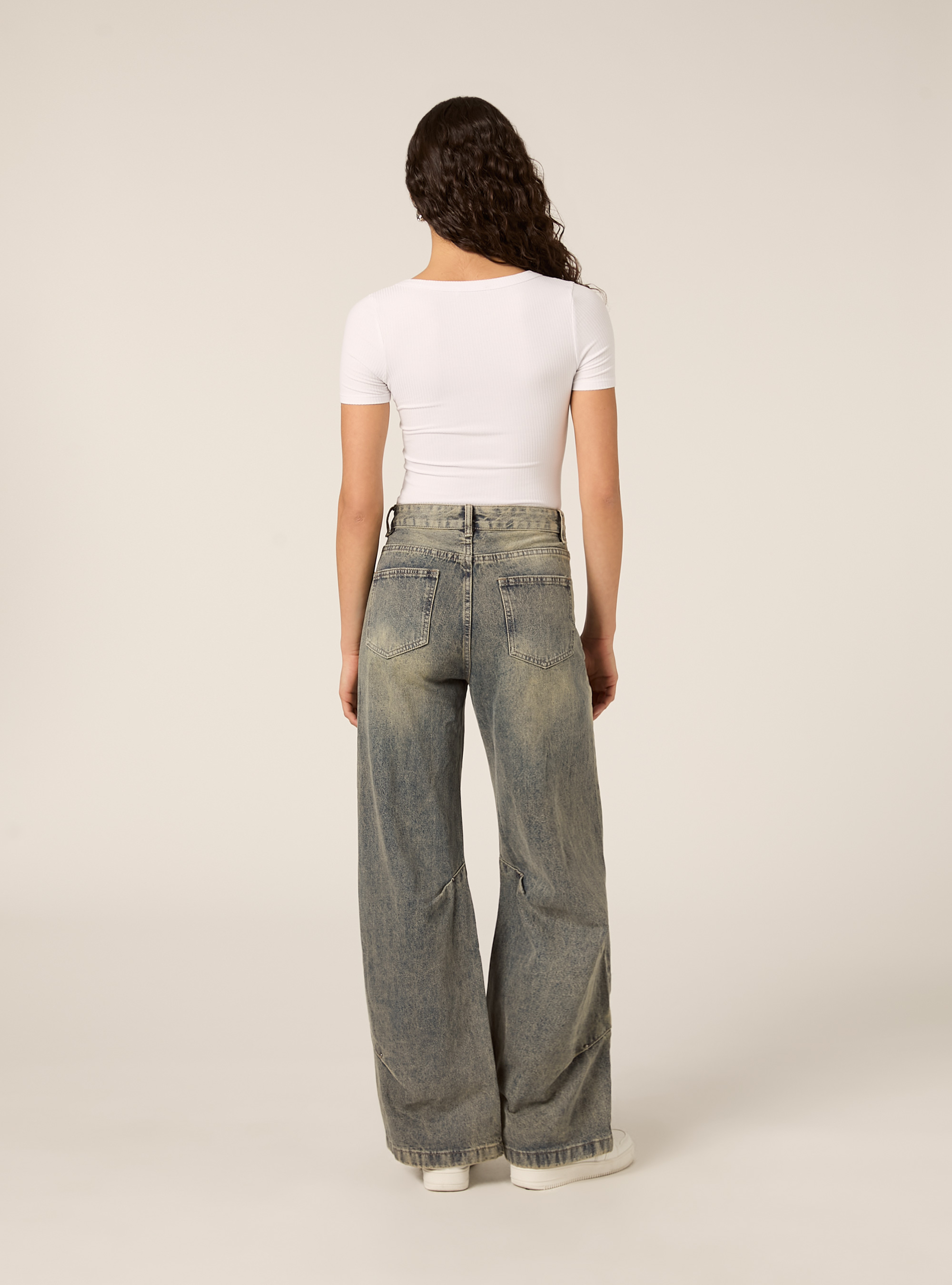 Jeans straight con borchiette, D201 AZZURRE MED OVERDYE