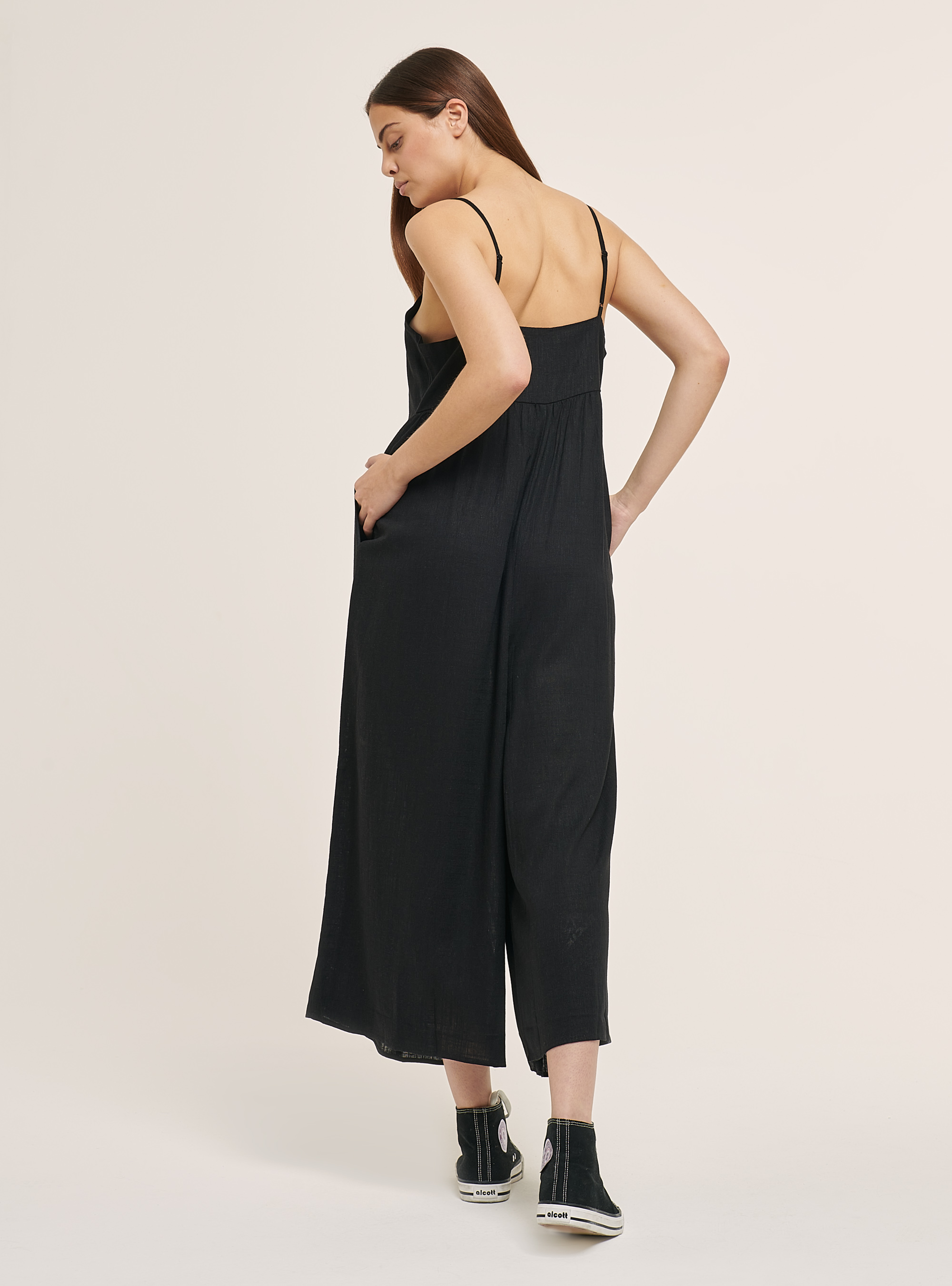 Plain-coloured linen-blend jumpsuit, BLACK