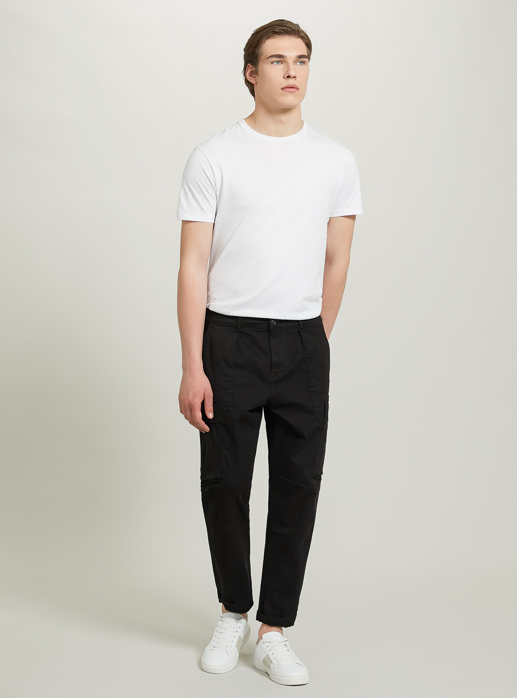 Pantaloni cargo relaxed in twill stretch, BK1 BLACK