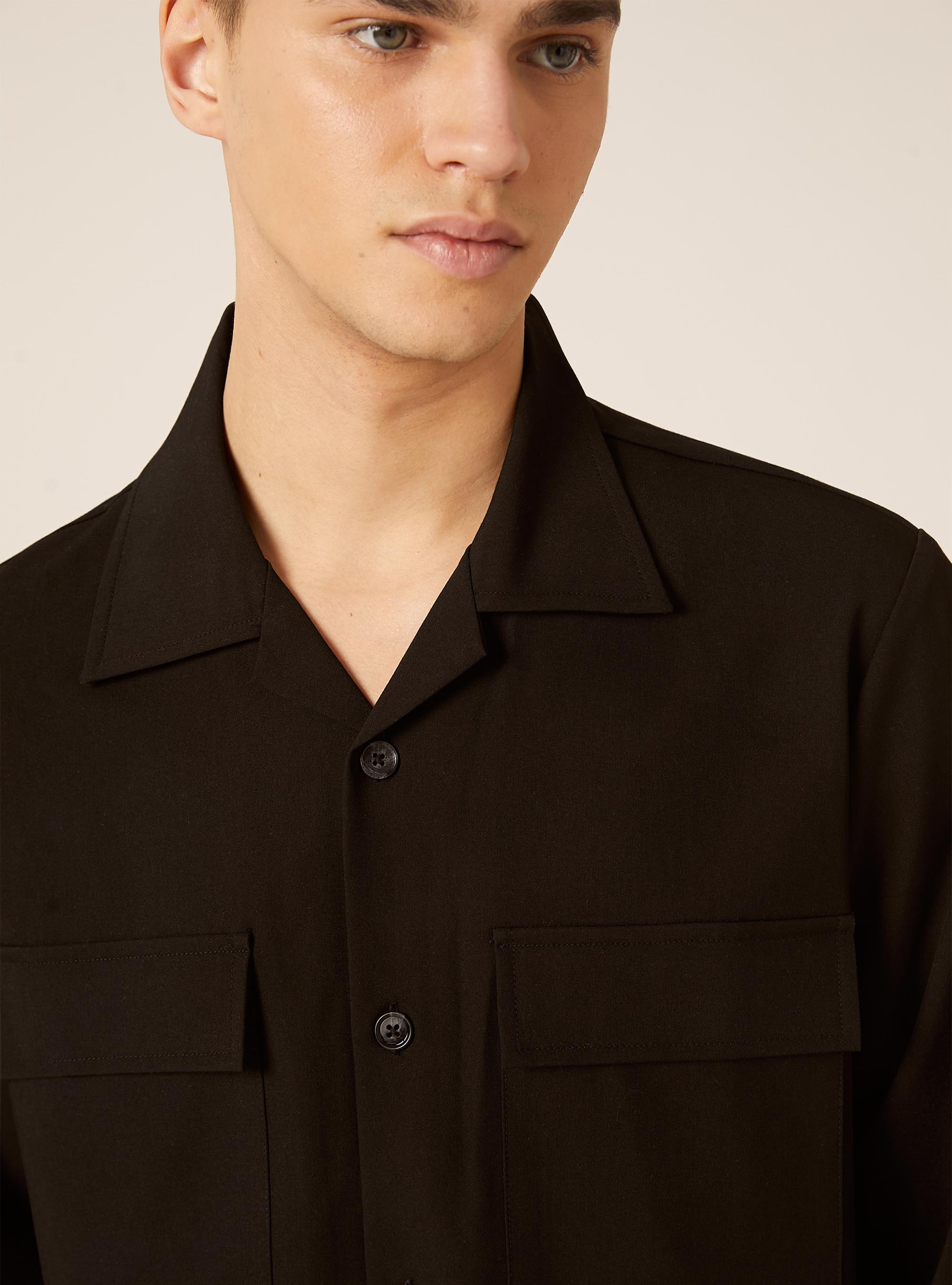 Camisa con bolsillos grandes, BK1 BLACK