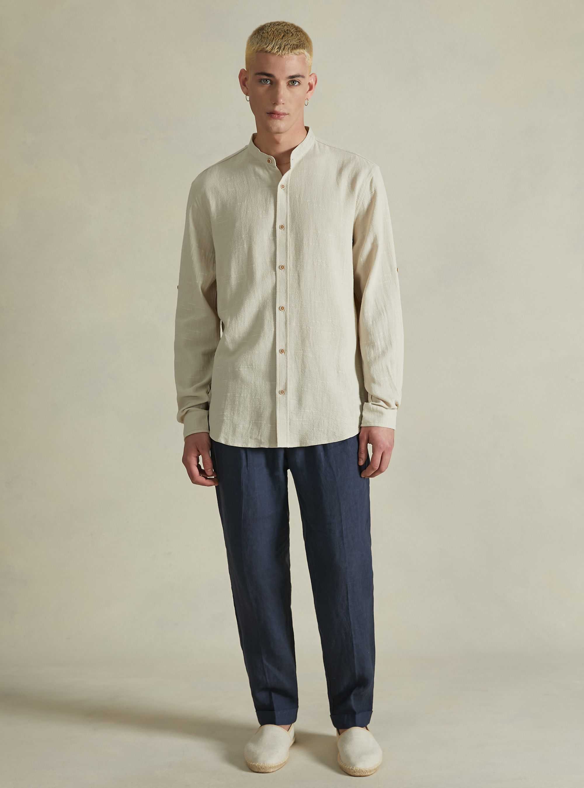 Linen blend shirt with mandarin collar, BG3 BEIGE LIGHT