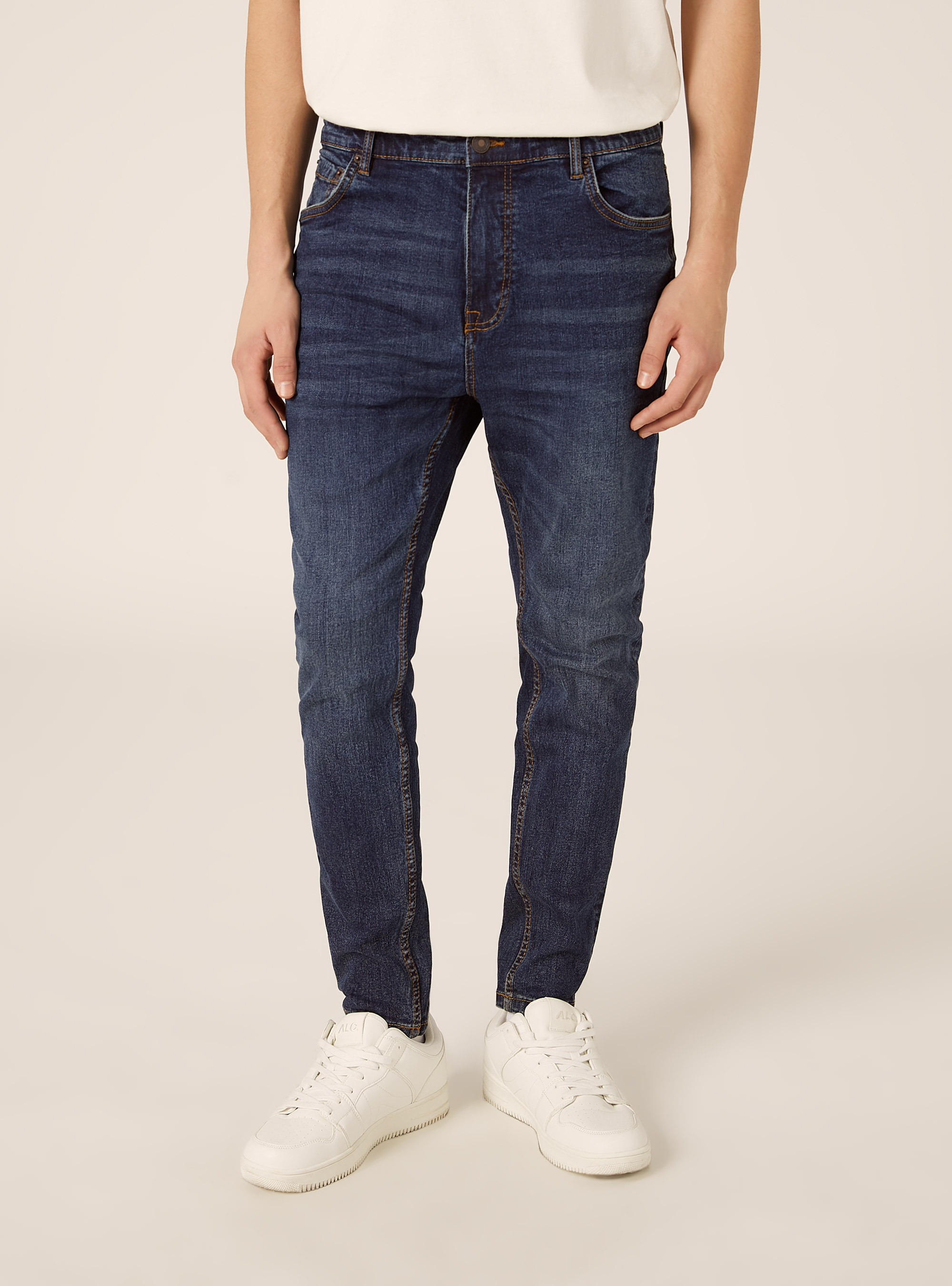 Stretch denim carrot fit jeans, D001 DEEP BLUE