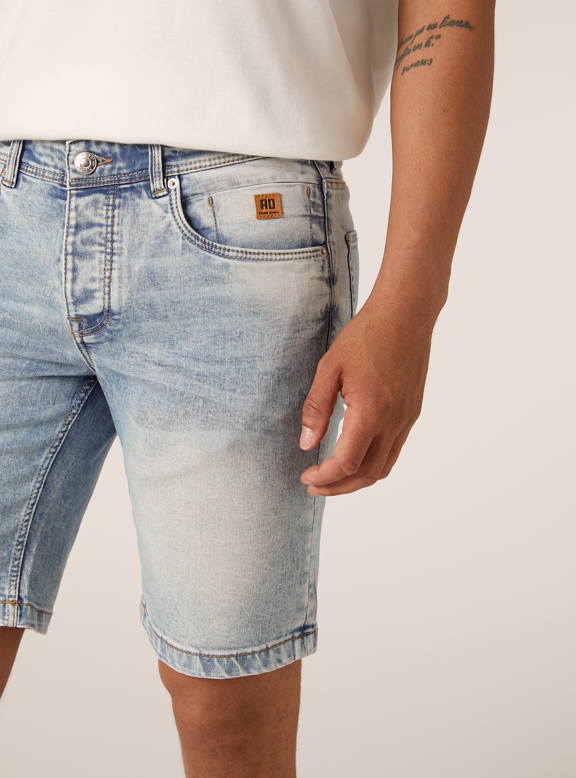 Skinny Fit Denim Bermuda Shorts, D006 AZURE