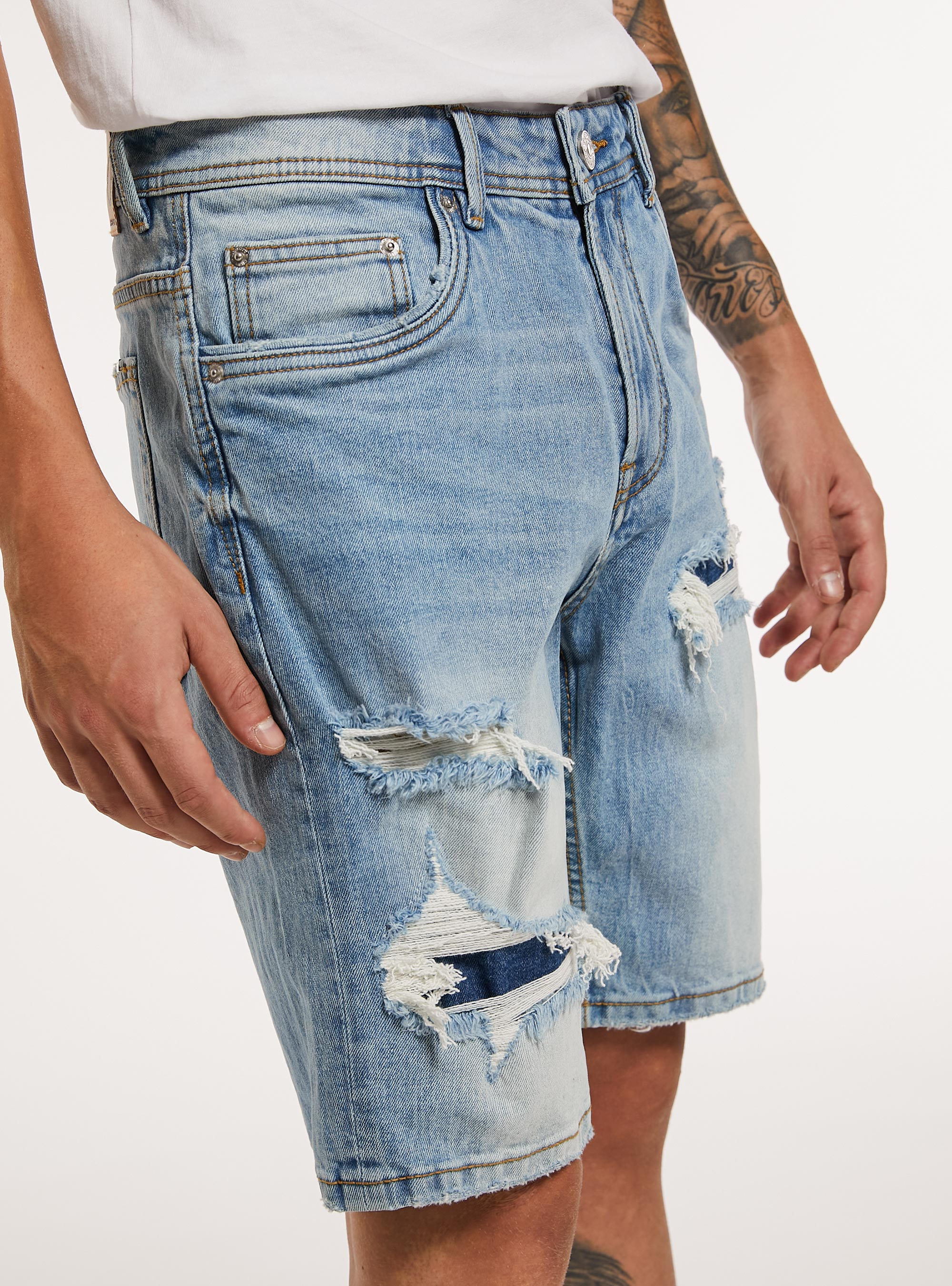 Stretch denim slim fit bermuda shorts with rips, D004 MEDIUM LIGHT BLUE