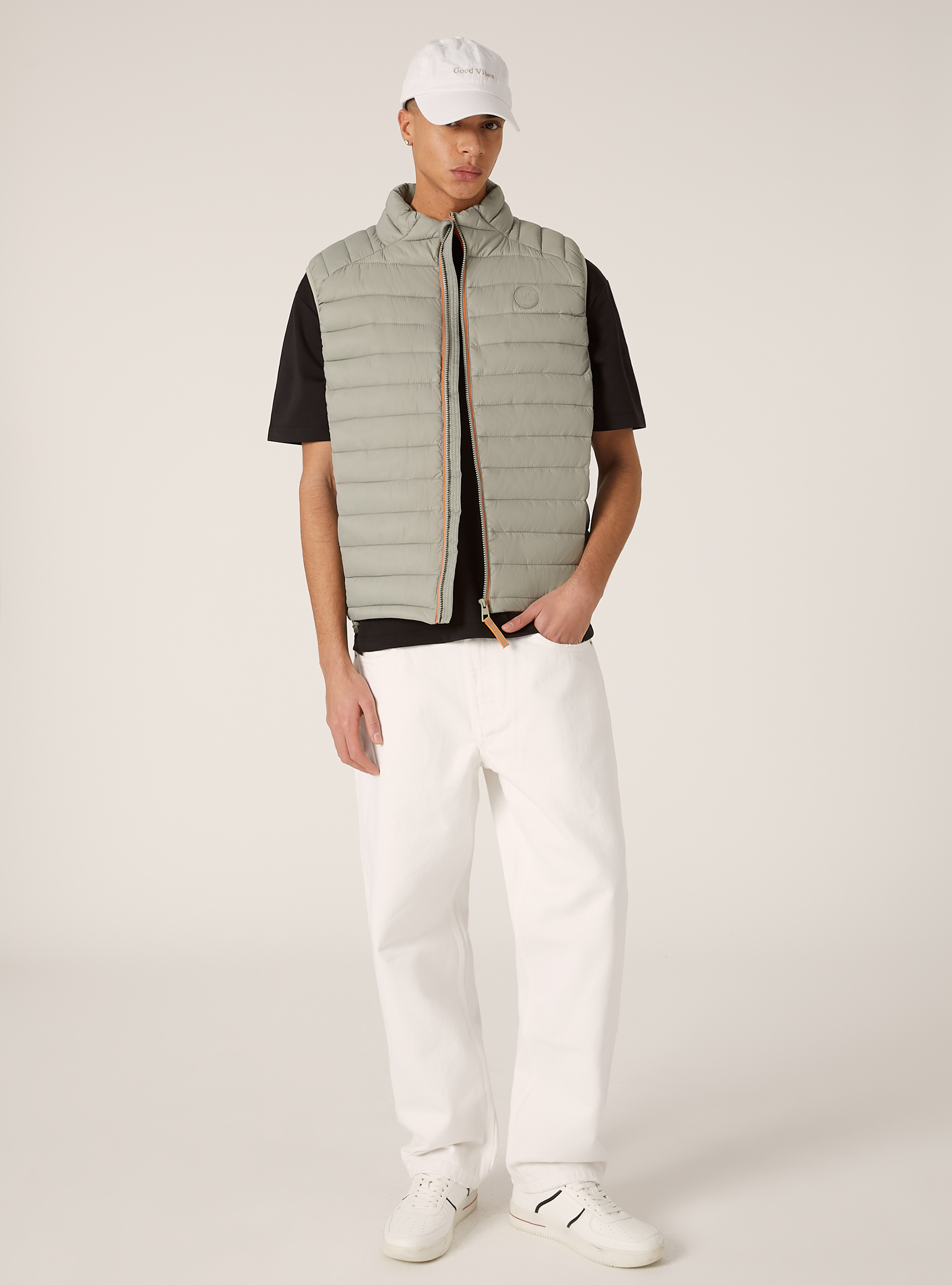 Manchon rembourr&eacute; avec fermeture &eacute;clair contrast&eacute;e, SG3 SAGE LIGHT