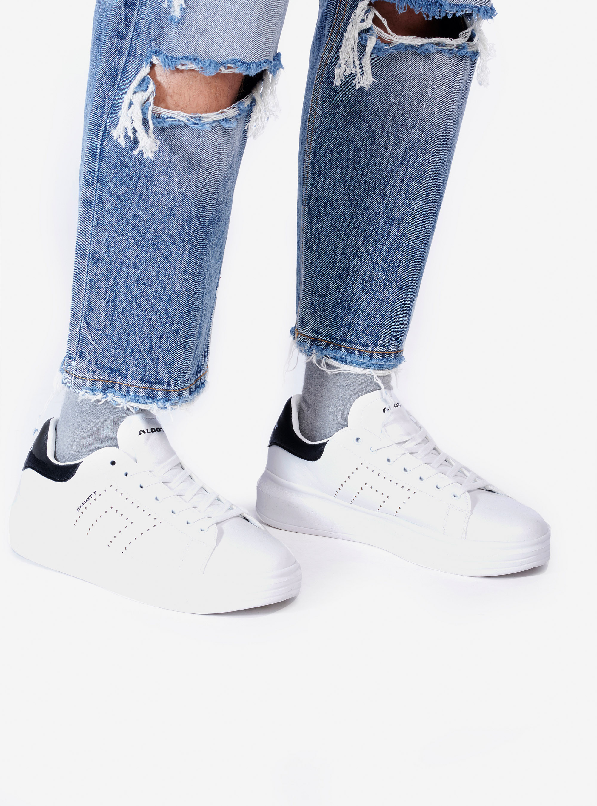 Sneakers con suola xl e tallone a contrasto, WHITE