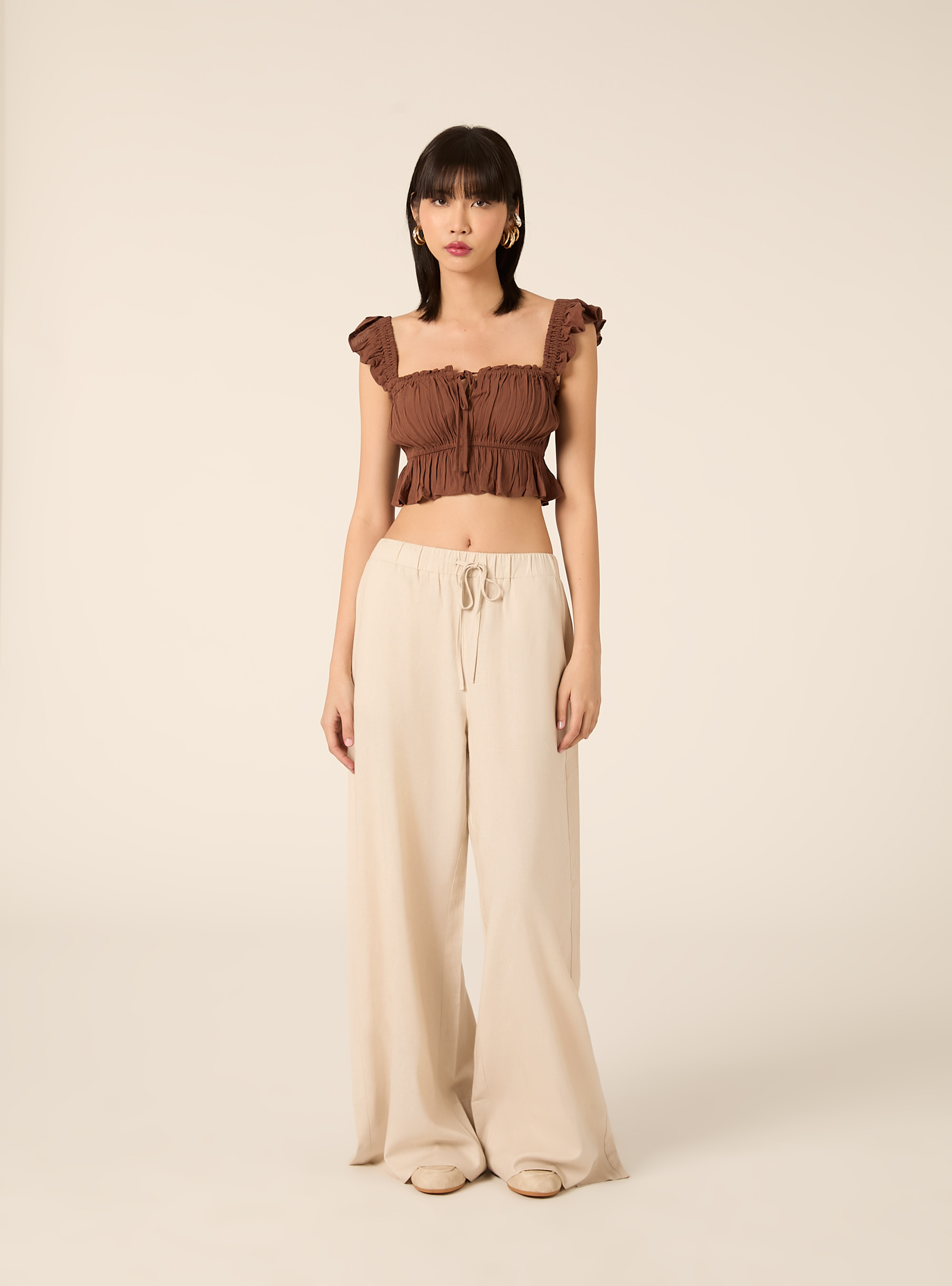Top in crepe con volant, BR2 BROWN MEDIUM