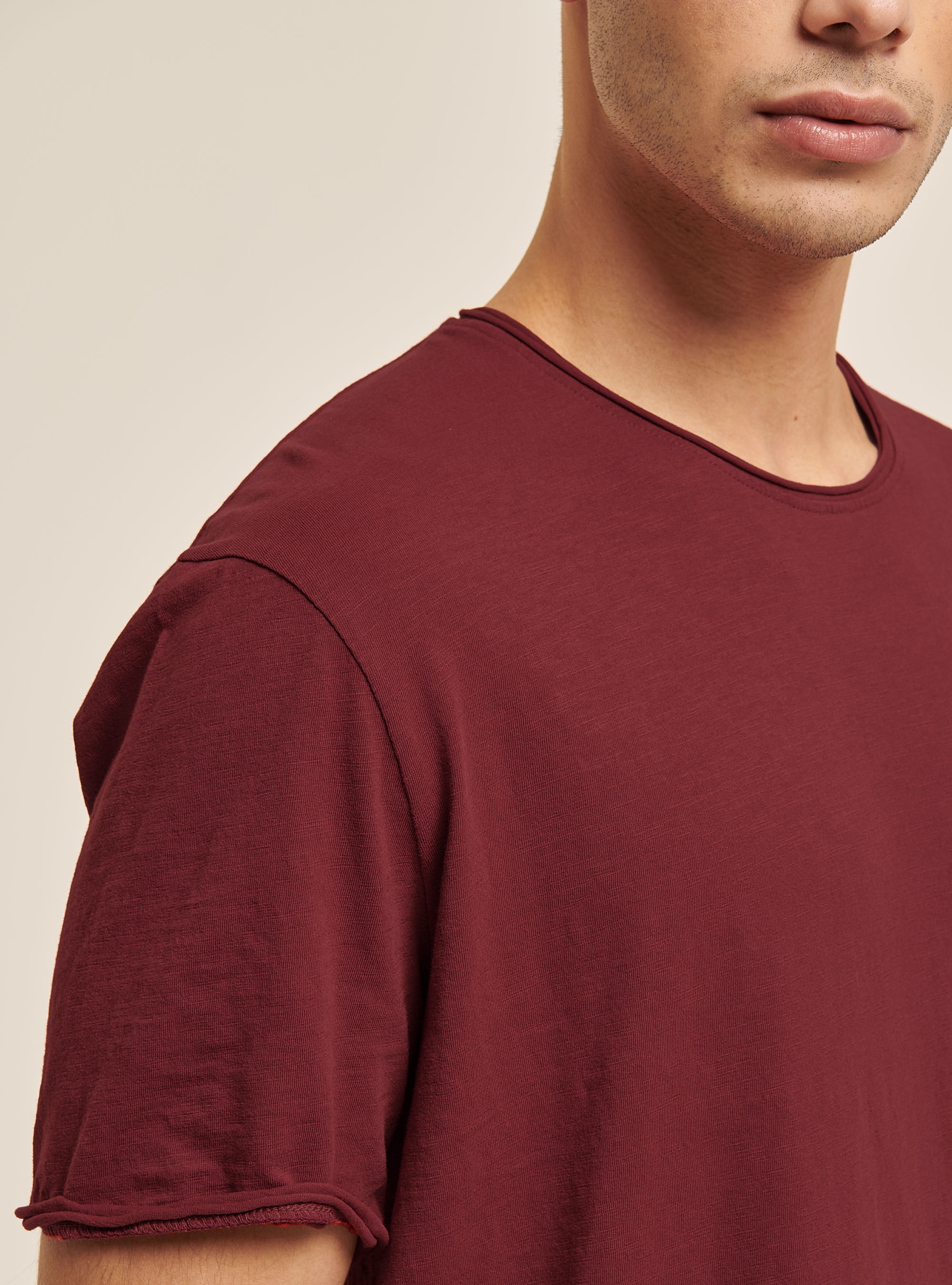 T-shirt en coton uni de base, C3443 BORDEAUX