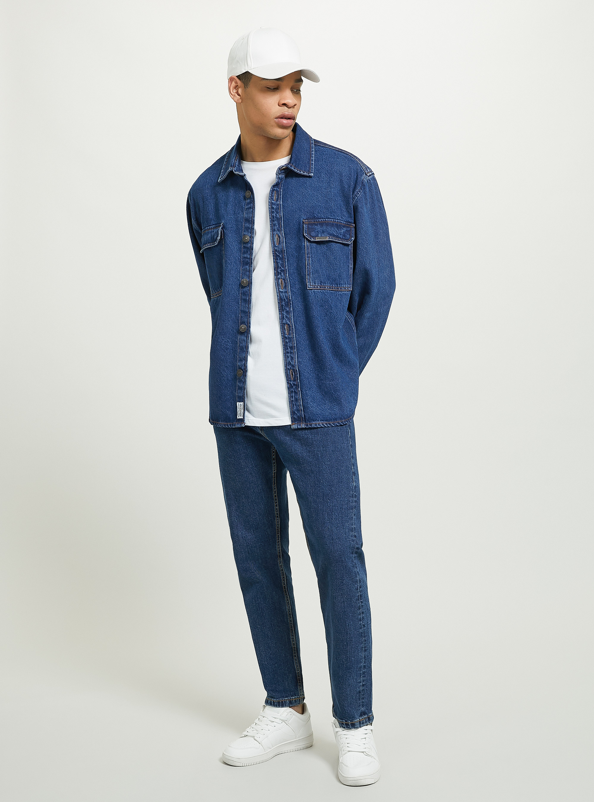 Jeans slim fit in denim stretch, D002 MEDIUM DARK BLUE