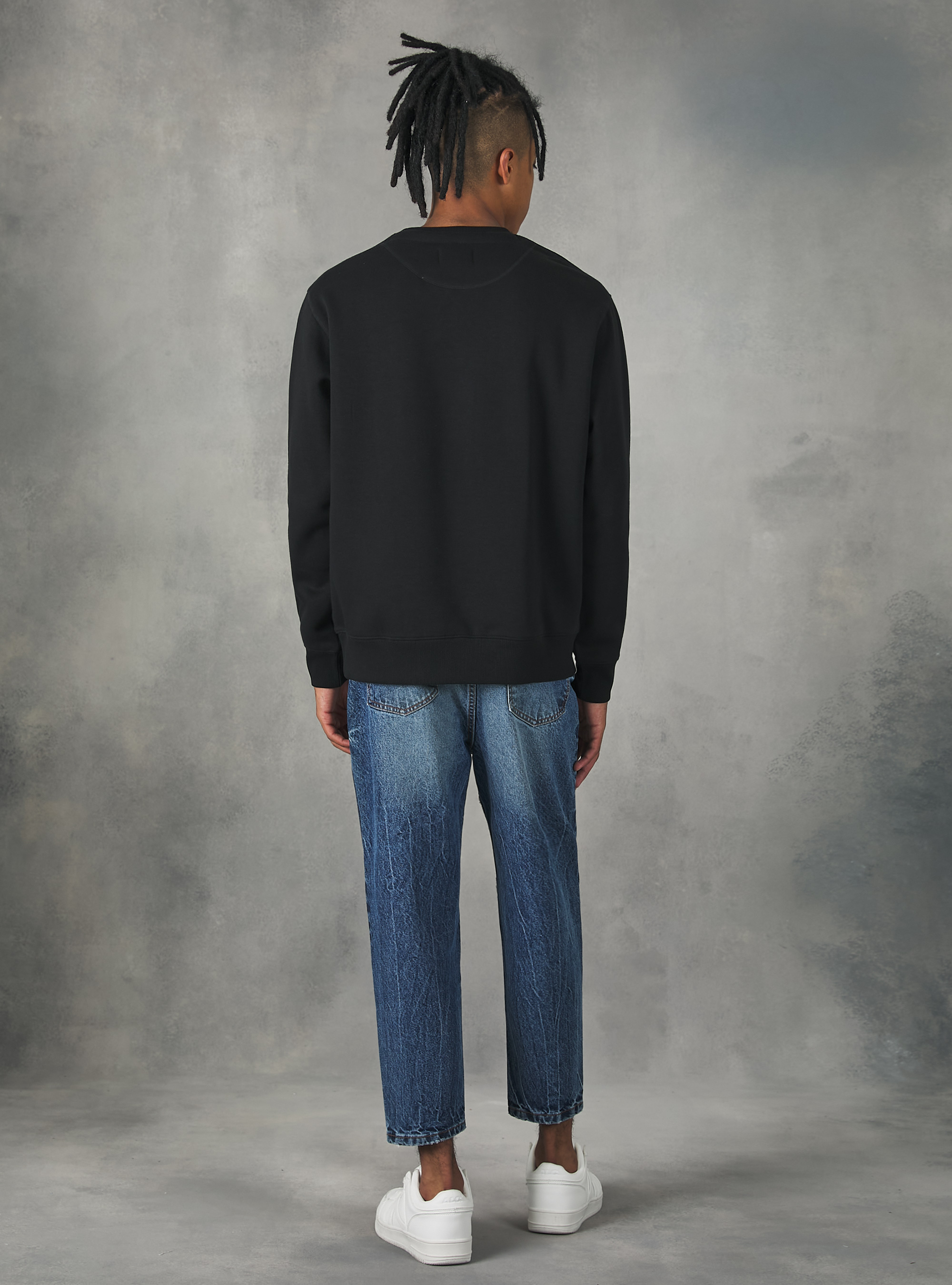 Sudadera de cuello redondo de color liso, BK1 BLACK