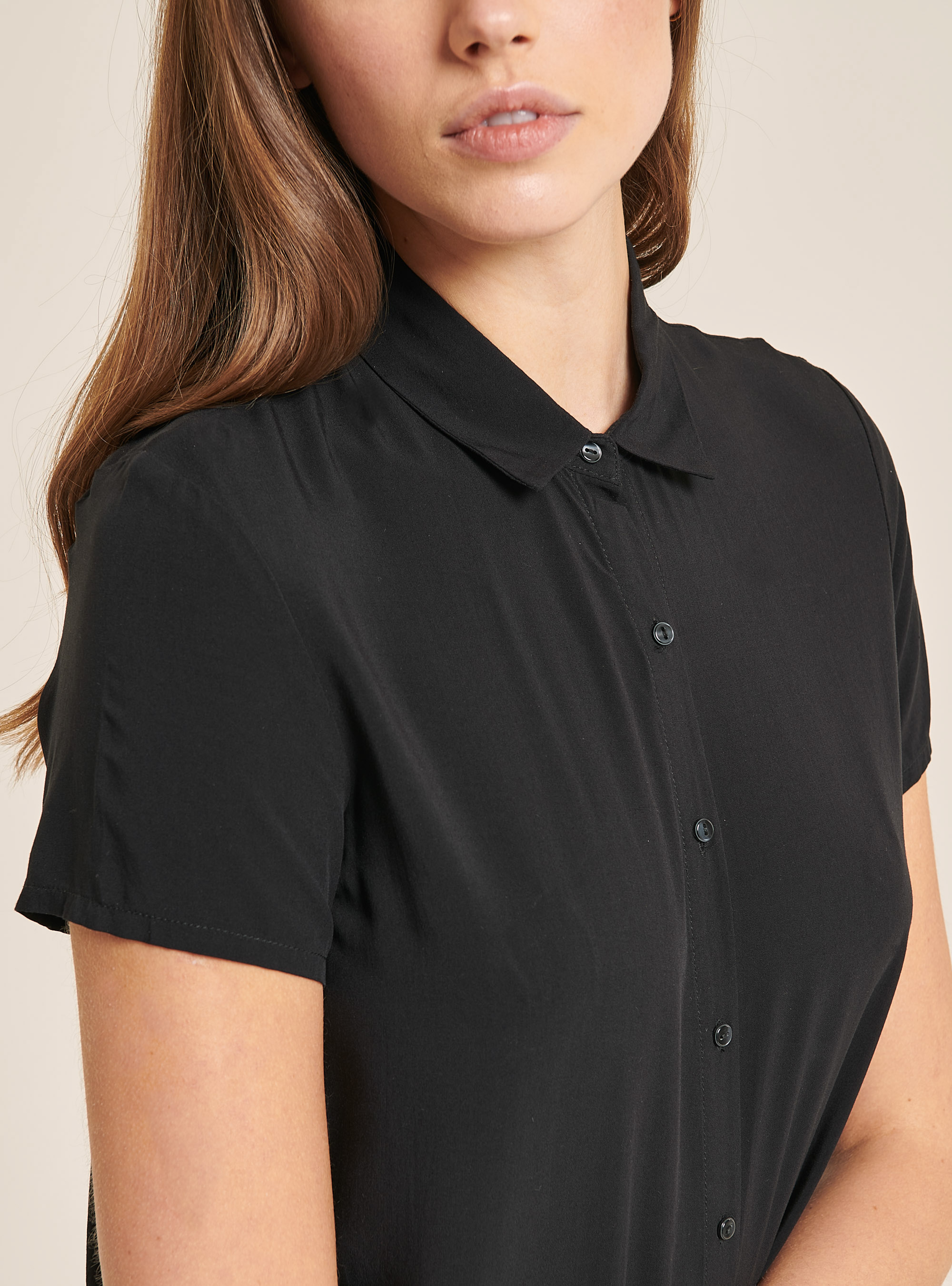 Camicia cropped in tinta unita, BLACK