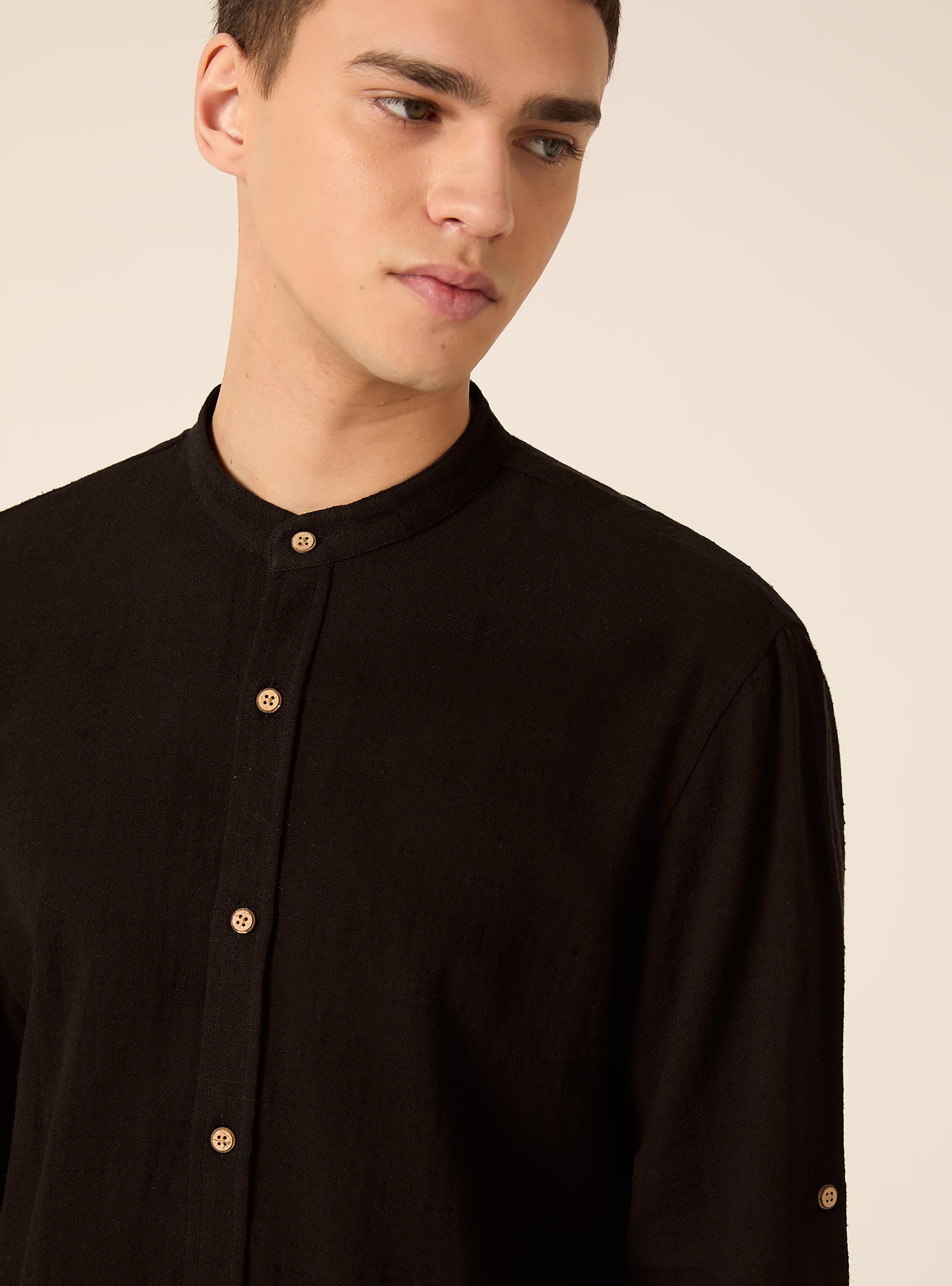 Camicia con collo alla coreana in misto lino, BK1 BLACK