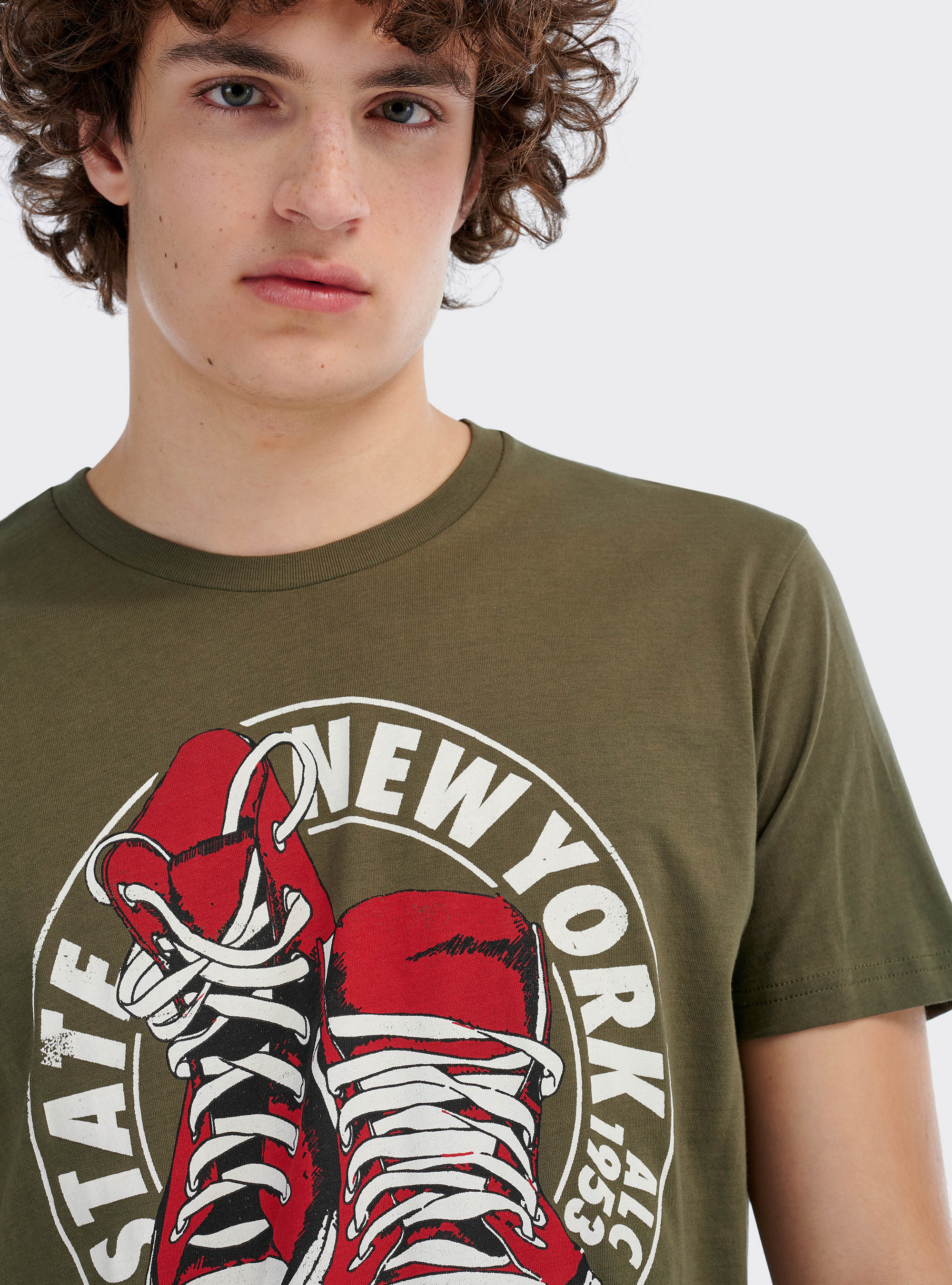 Maglietta con stampa sneakers, KAKI