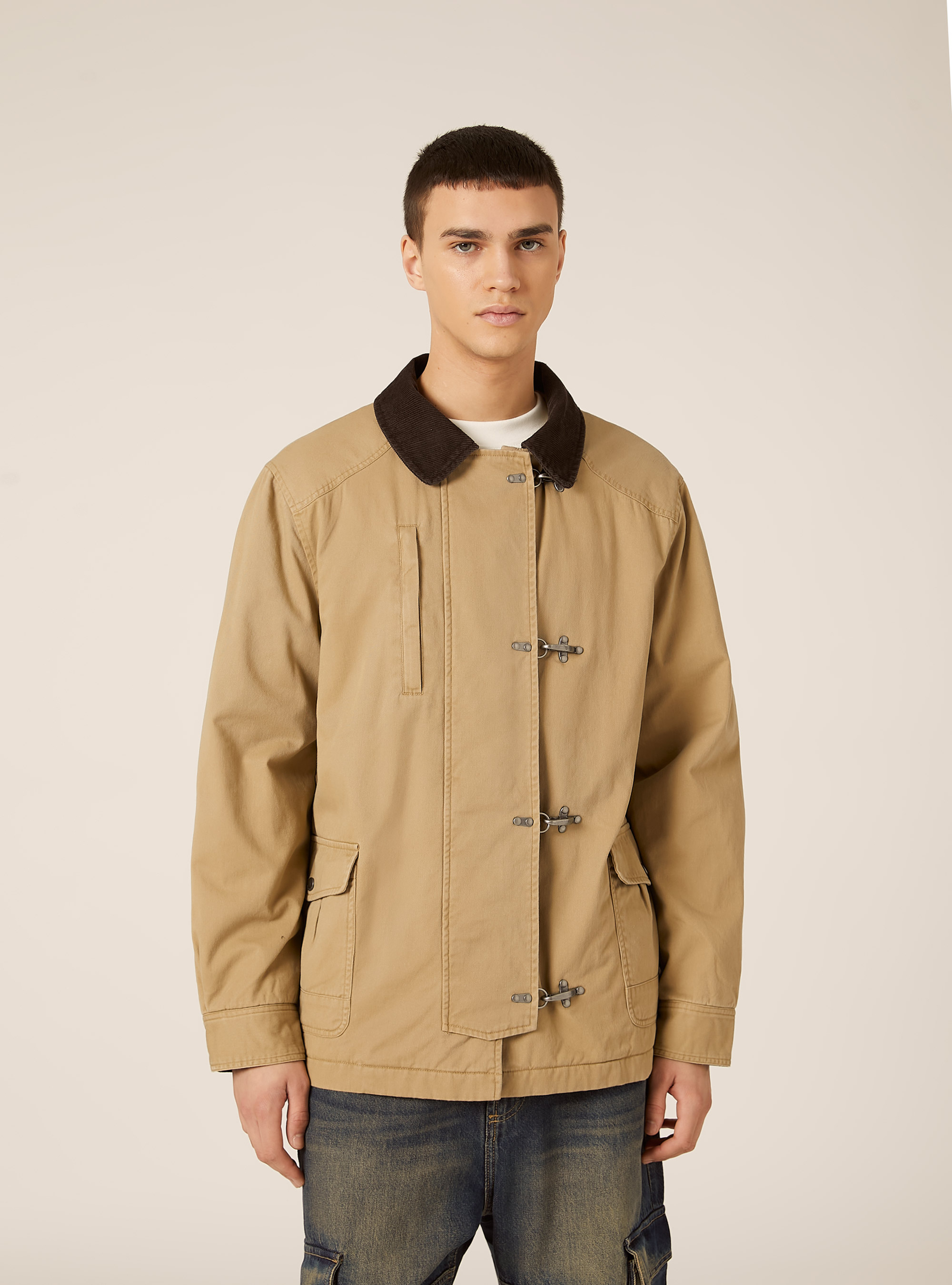 Giubbotto con alamari e collo in velluto, BG2 BEIGE MEDIUM