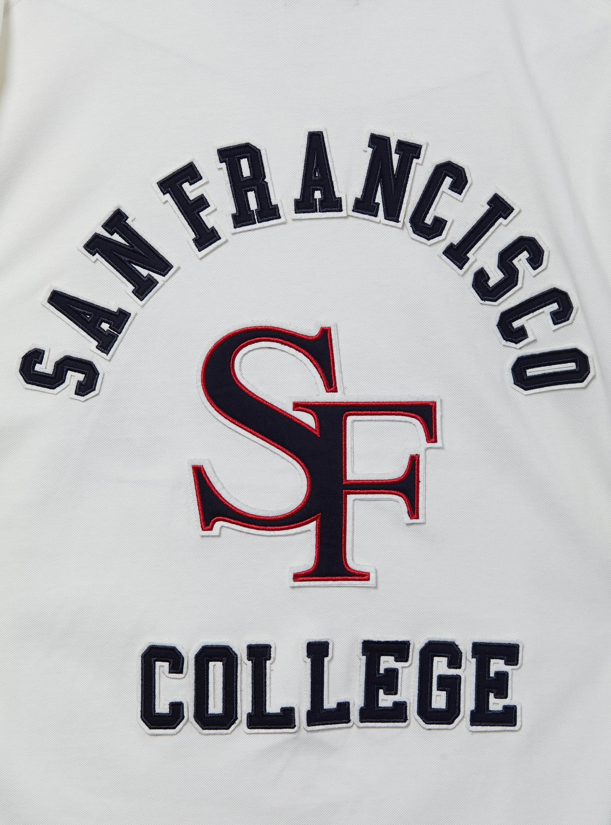 Polo en coton avec patch Varsity, C0020 OFF WHITE