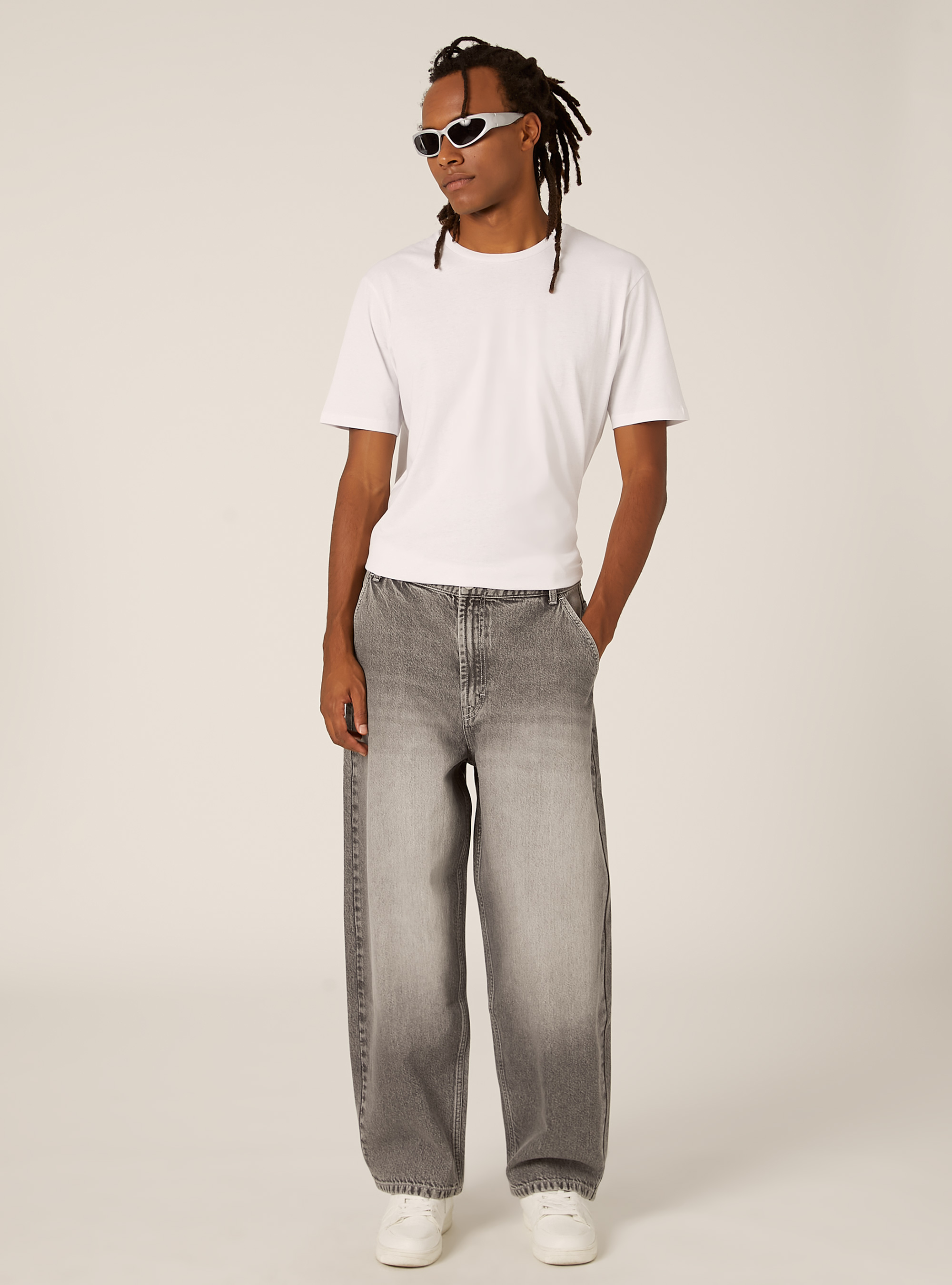 Jeans skater coupe ample, D00G GREY