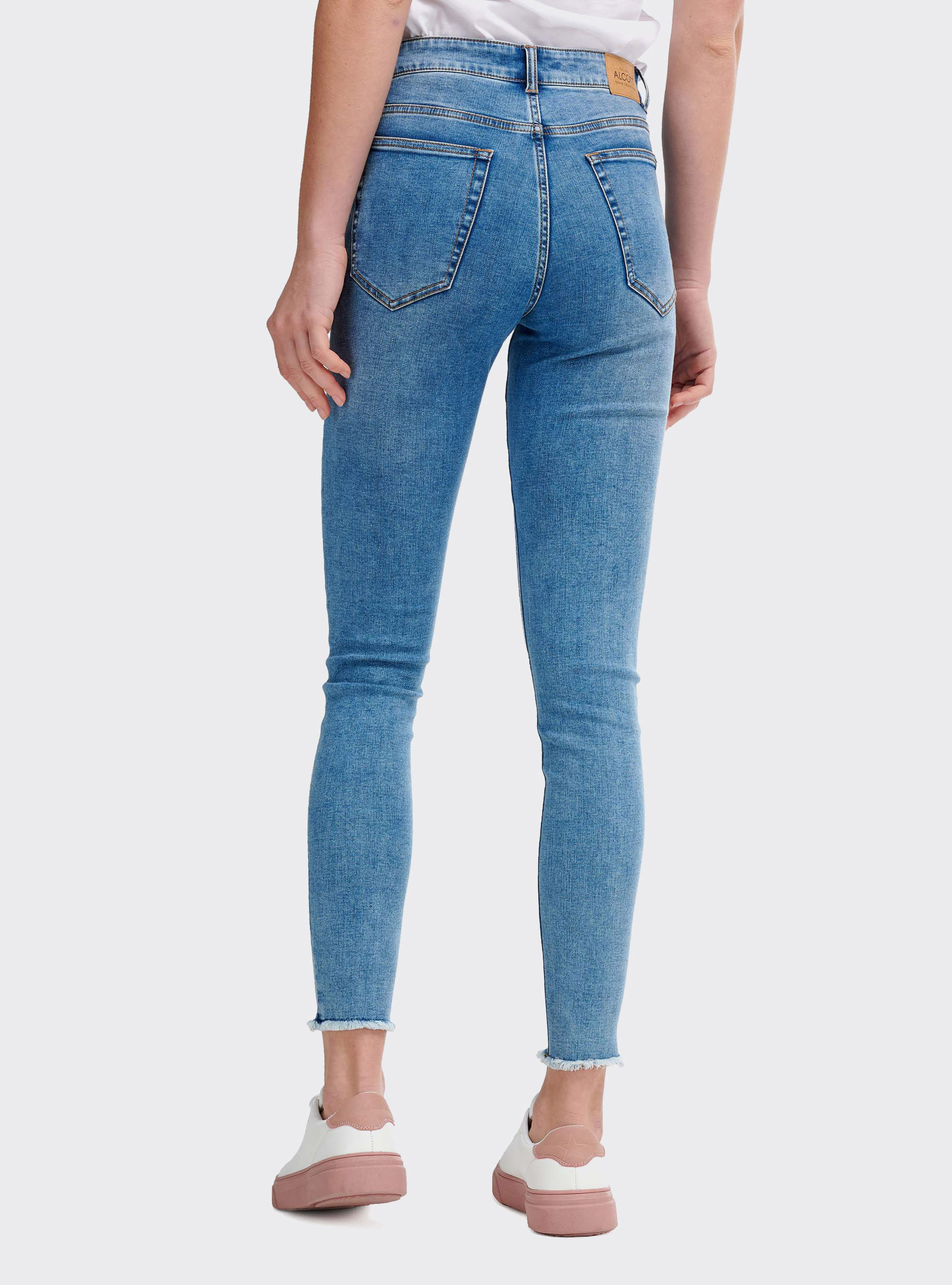 Jean stretch raccourci taille haute effiloch&eacute;, C272 BLUE