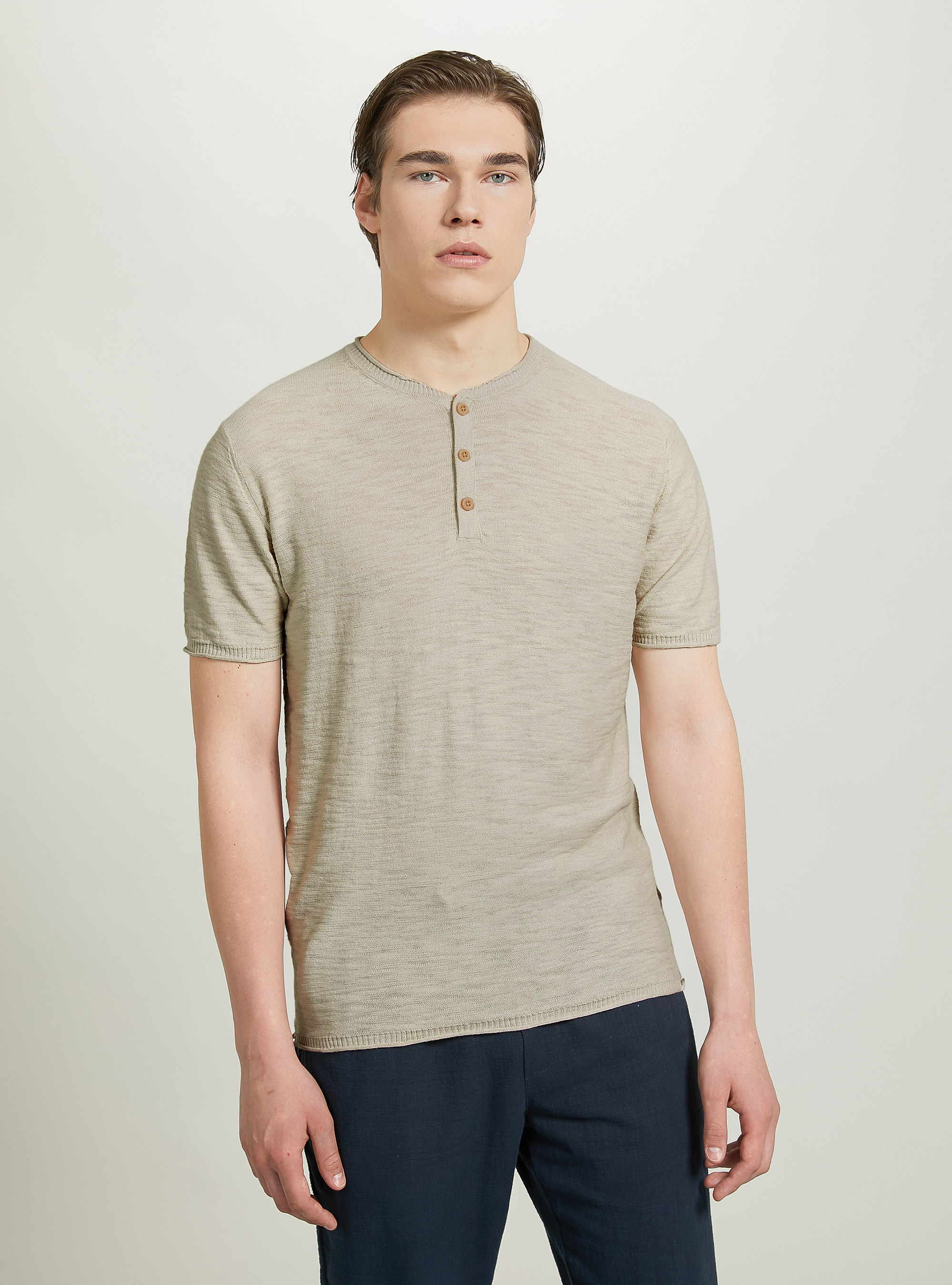 Short-sleeved pullover with seraphim collar, BG3 BEIGE LIGHT